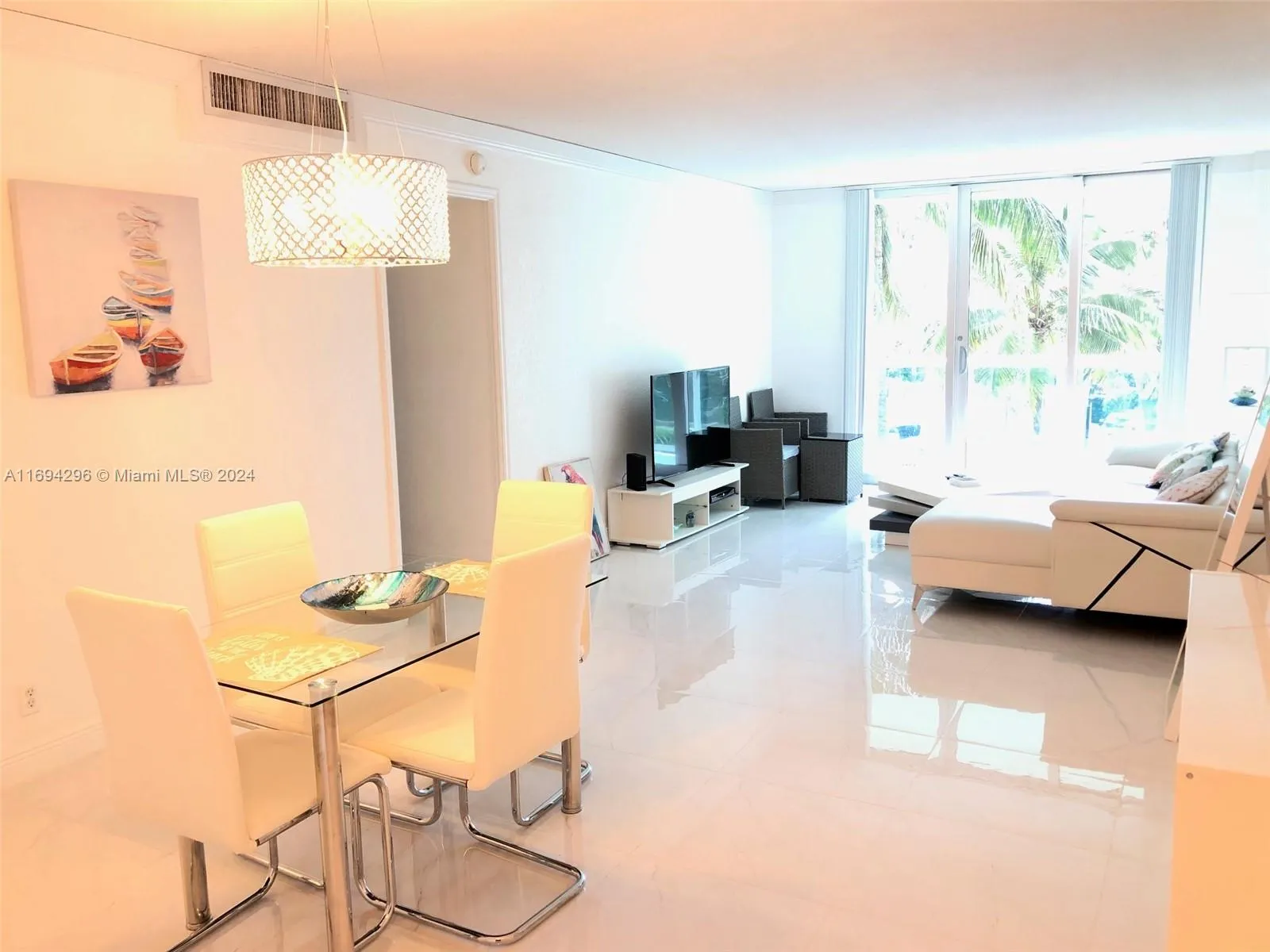 3901 S Ocean Dr 2j, Hollywood, Florida 33019, Hollywood, Florida 33019, 1 Bedroom Bedrooms, ,1 BathroomBathrooms,Residential,For Sale,3901 S Ocean Dr 2j, Hollywood, Florida 33019,A11694296