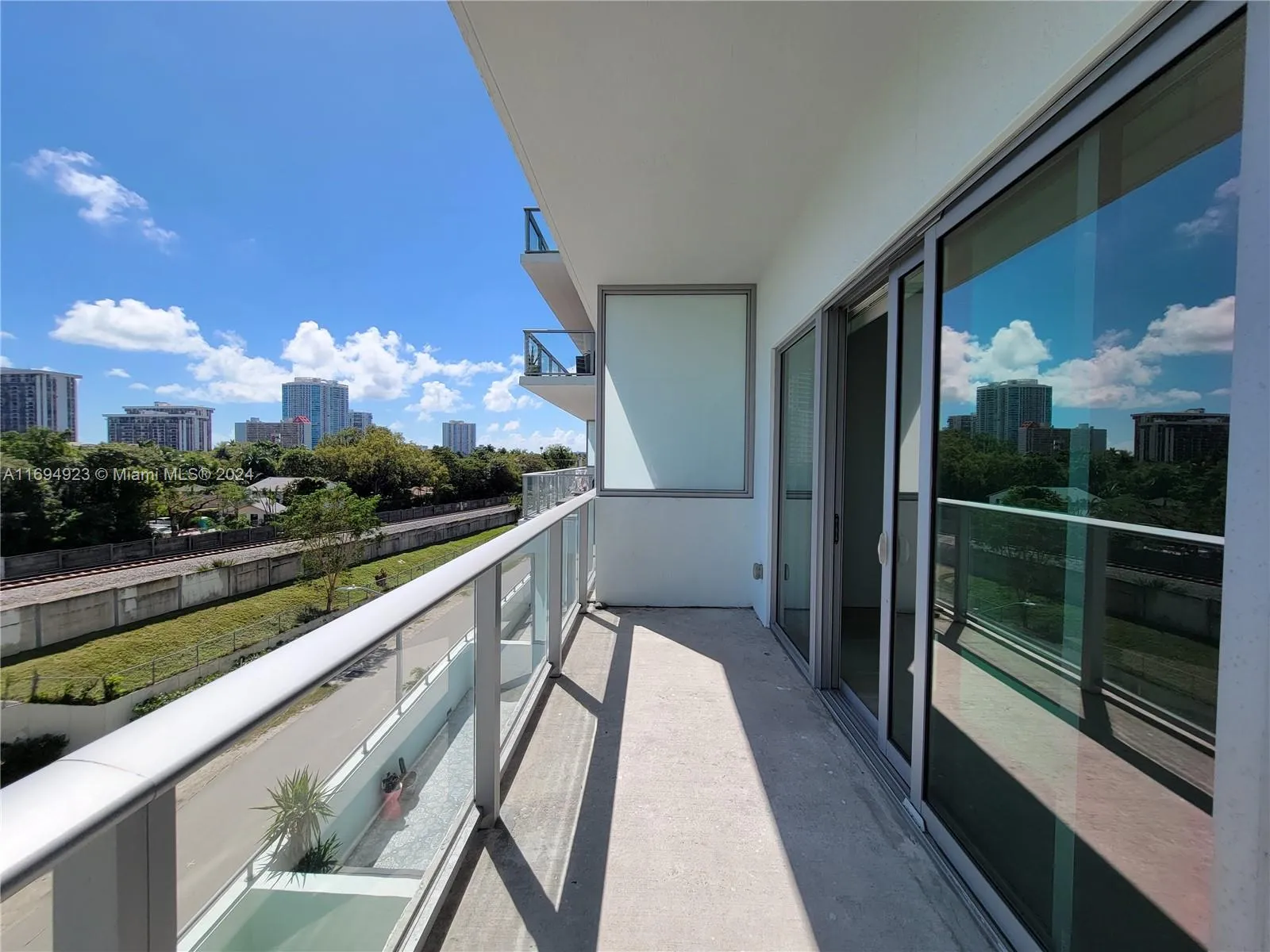 1600 Sw 1 Ave 411, Miami, Florida 33129, Miami, Florida 33129, ,1 BathroomBathrooms,Residential,For Sale,1600 Sw 1 Ave 411, Miami, Florida 33129,A11694923