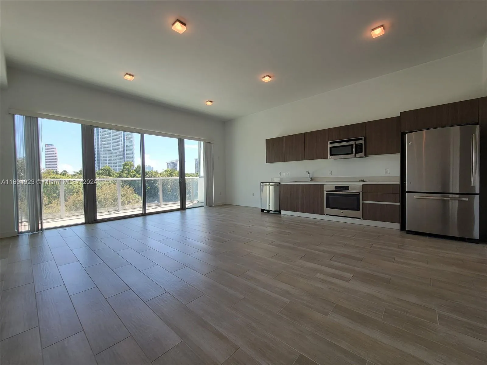 1600 Sw 1 Ave 411, Miami, Florida 33129, Miami, Florida 33129, ,1 BathroomBathrooms,Residential,For Sale,1600 Sw 1 Ave 411, Miami, Florida 33129,A11694923