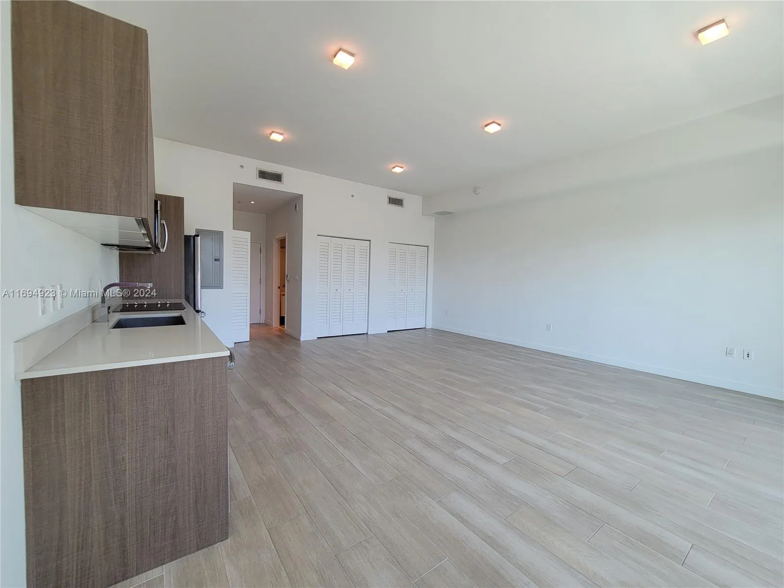 1600 Sw 1 Ave 411, Miami, Florida 33129, Miami, Florida 33129, ,1 BathroomBathrooms,Residential,For Sale,1600 Sw 1 Ave 411, Miami, Florida 33129,A11694923