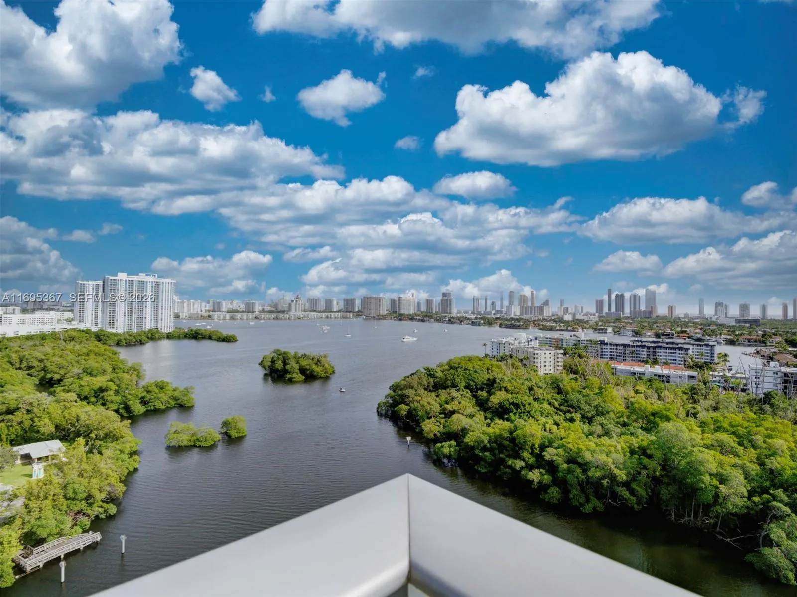 16385 Biscayne Blvd 1615, North Miami Beach, Flori, North Miami Beach, Florida 33160, 3 Bedrooms Bedrooms, ,3 BathroomsBathrooms,Residential,For Sale,16385 Biscayne Blvd 1615, North Miami Beach, Flori,A11695367