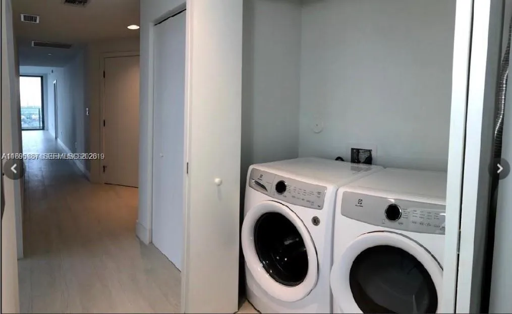 16385 Biscayne Blvd 1615, North Miami Beach, Flori, North Miami Beach, Florida 33160, 3 Bedrooms Bedrooms, ,3 BathroomsBathrooms,Residential,For Sale,16385 Biscayne Blvd 1615, North Miami Beach, Flori,A11695367