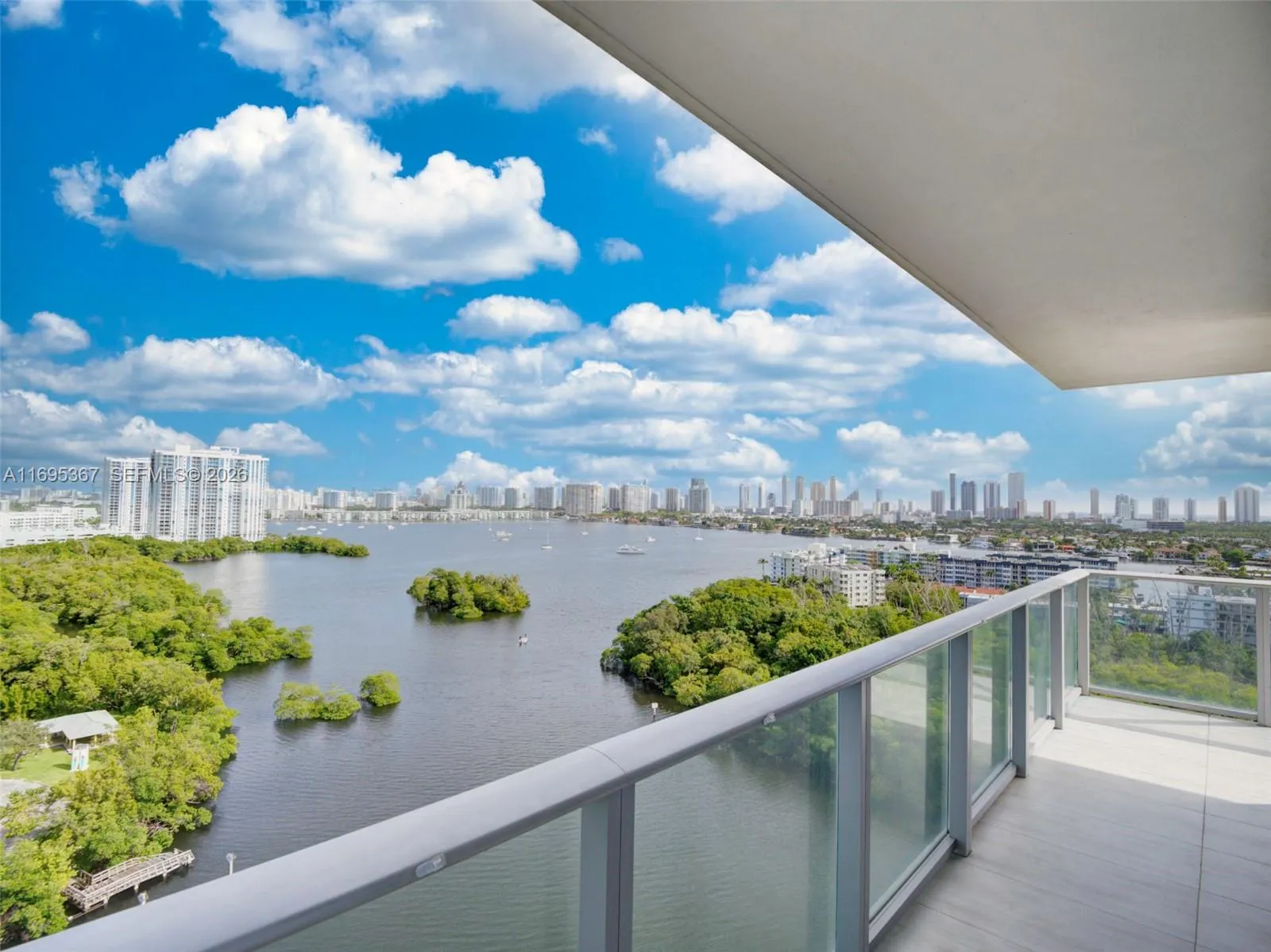 16385 Biscayne Blvd 1615, North Miami Beach, Flori, North Miami Beach, Florida 33160, 3 Bedrooms Bedrooms, ,3 BathroomsBathrooms,Residential,For Sale,16385 Biscayne Blvd 1615, North Miami Beach, Flori,A11695367