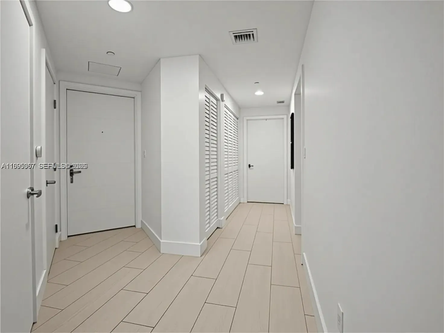 16385 Biscayne Blvd 1615, North Miami Beach, Flori, North Miami Beach, Florida 33160, 3 Bedrooms Bedrooms, ,3 BathroomsBathrooms,Residential,For Sale,16385 Biscayne Blvd 1615, North Miami Beach, Flori,A11695367