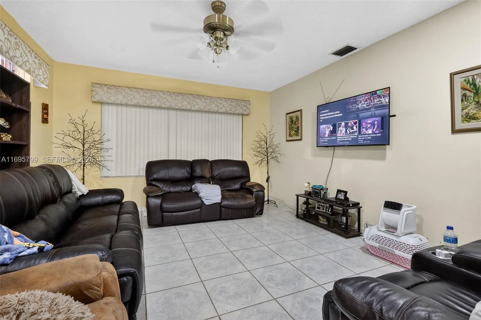 500 E 30th St, Hialeah, Florida 33013, Hialeah, Florida 33013, 3 Bedrooms Bedrooms, ,2 BathroomsBathrooms,Residential,For Sale,500 E 30th St, Hialeah, Florida 33013,A11695799