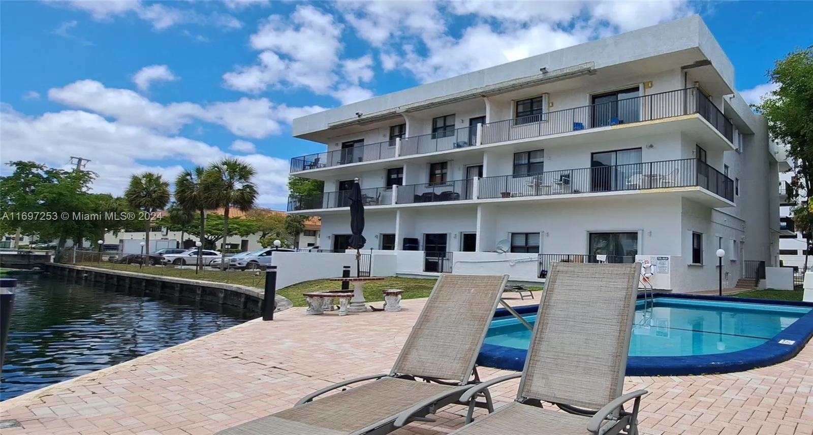 1900 Diana Dr 3e, Hallandale Beach, Florida 33009, Hallandale Beach, Florida 33009, 3 Bedrooms Bedrooms, ,3 BathroomsBathrooms,Residential,For Sale,1900 Diana Dr 3e, Hallandale Beach, Florida 33009,A11697253