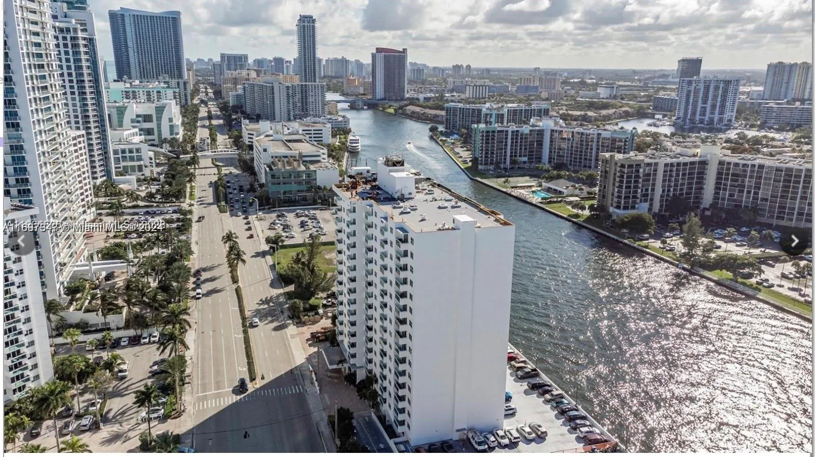 3000 S Ocean Dr 1012, Hollywood, Florida 33019, Hollywood, Florida 33019, 1 Bedroom Bedrooms, ,1 BathroomBathrooms,Residential,For Sale,3000 S Ocean Dr 1012, Hollywood, Florida 33019,A11697347