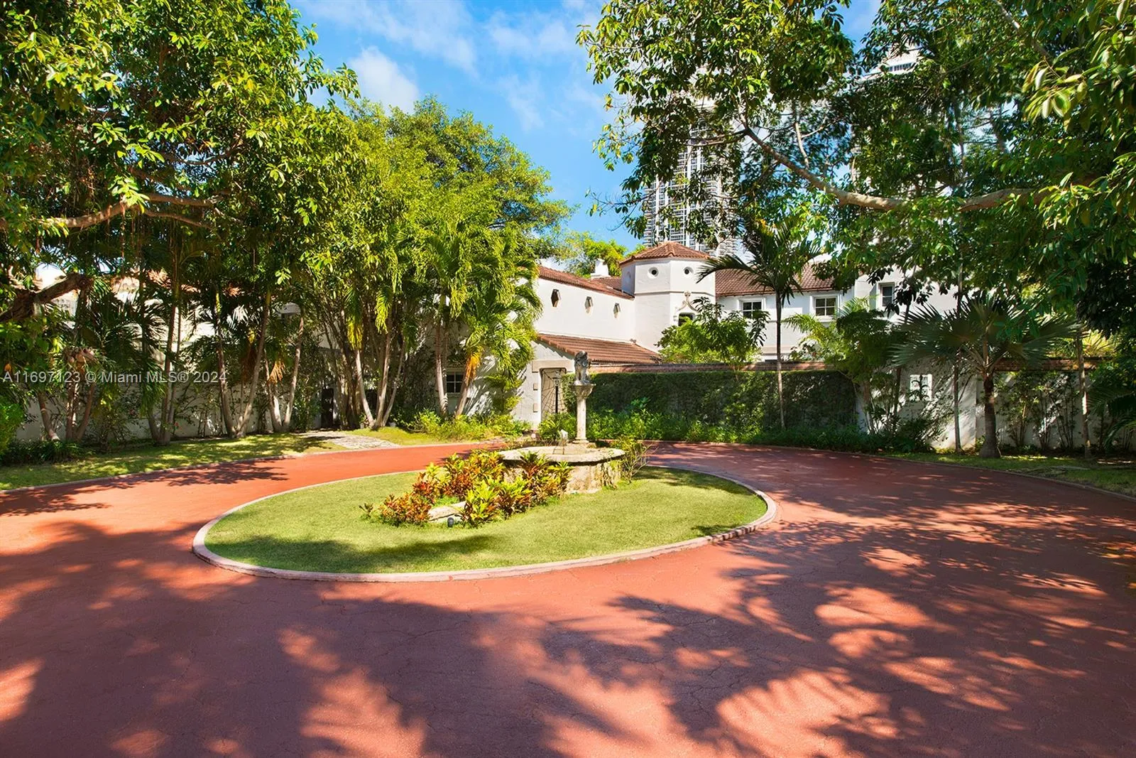 4745 Pine Tree Dr, Miami Beach, Florida 33140, Miami Beach, Florida 33140, 12 Bedrooms Bedrooms, ,9 BathroomsBathrooms,Residential Lease,For Rent,4745 Pine Tree Dr, Miami Beach, Florida 33140,A11697123