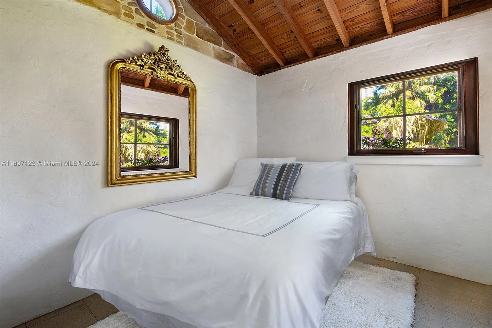 4745 Pine Tree Dr, Miami Beach, Florida 33140, Miami Beach, Florida 33140, 12 Bedrooms Bedrooms, ,9 BathroomsBathrooms,Residential Lease,For Rent,4745 Pine Tree Dr, Miami Beach, Florida 33140,A11697123