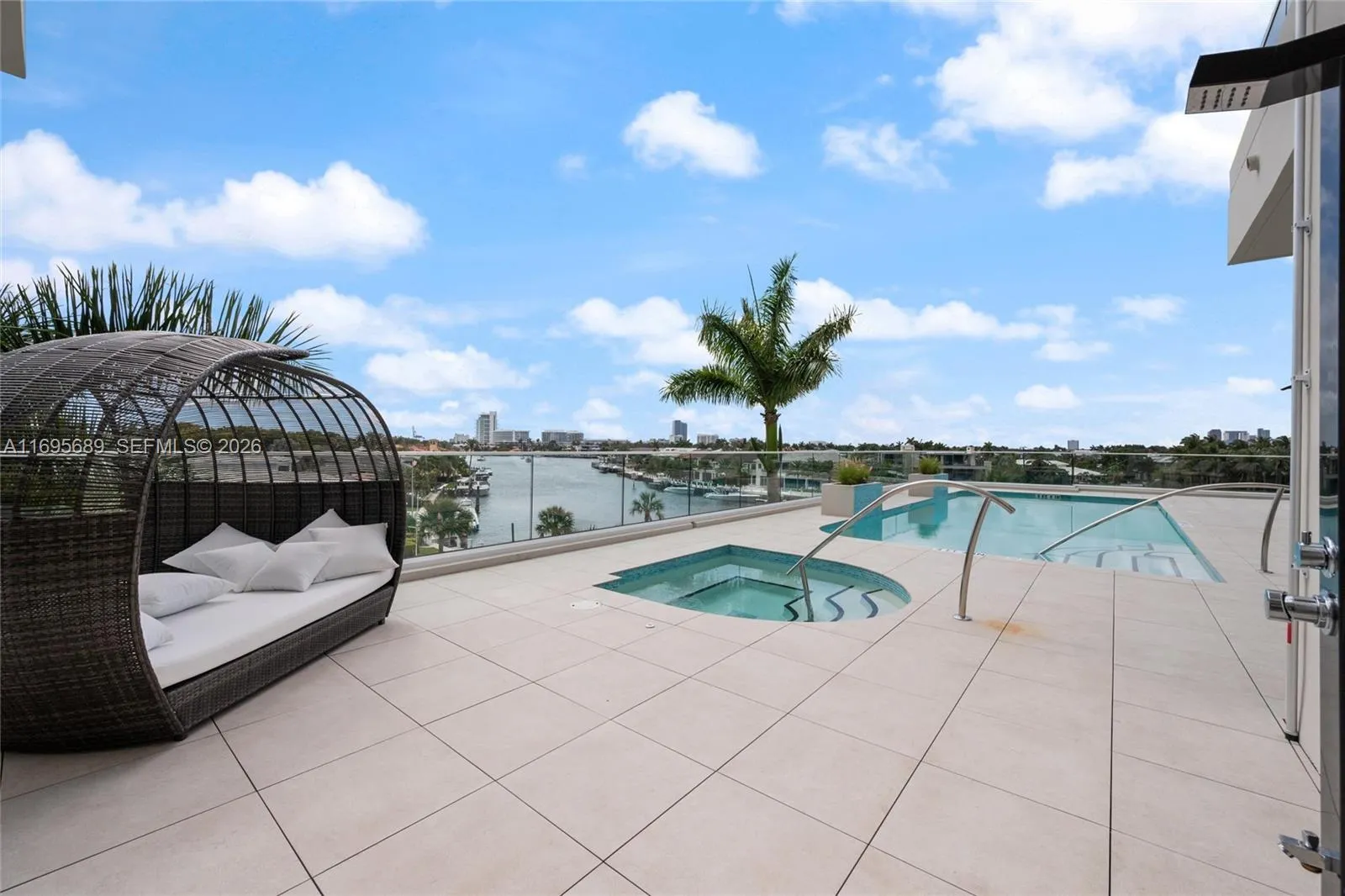 3055 Harbor Dr 1202, Fort Lauderdale, Florida 3331, Fort Lauderdale, Florida 33316, 3 Bedrooms Bedrooms, ,3 BathroomsBathrooms,Residential,For Sale,3055 Harbor Dr 1202, Fort Lauderdale, Florida 3331,A11695689