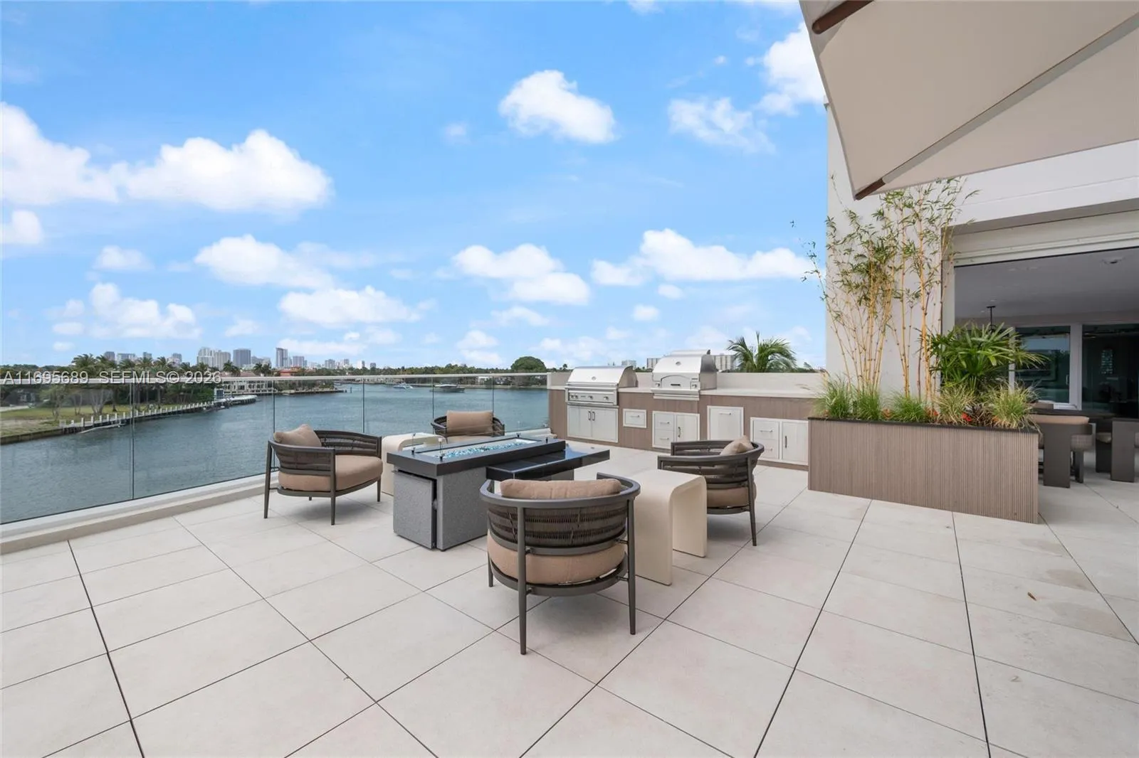 3055 Harbor Dr 1202, Fort Lauderdale, Florida 3331, Fort Lauderdale, Florida 33316, 3 Bedrooms Bedrooms, ,3 BathroomsBathrooms,Residential,For Sale,3055 Harbor Dr 1202, Fort Lauderdale, Florida 3331,A11695689