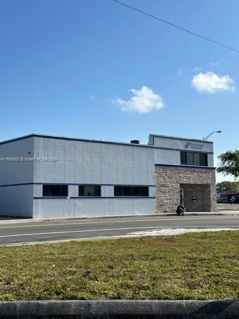 12700 W Dixie Hwy, North Miami, Florida 33161, North Miami, Florida 33161, ,Commercial Lease,For Rent,12700 W Dixie Hwy, North Miami, Florida 33161,A11698062