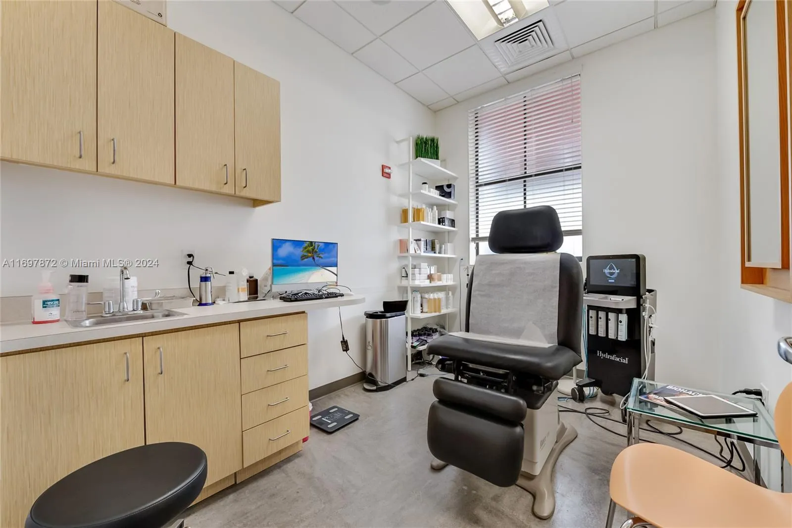 6705 Red Rd 518, Coral Gables, Florida 33143, Coral Gables, Florida 33143, ,Commercial Lease,For Rent,6705 Red Rd 518, Coral Gables, Florida 33143,A11697872