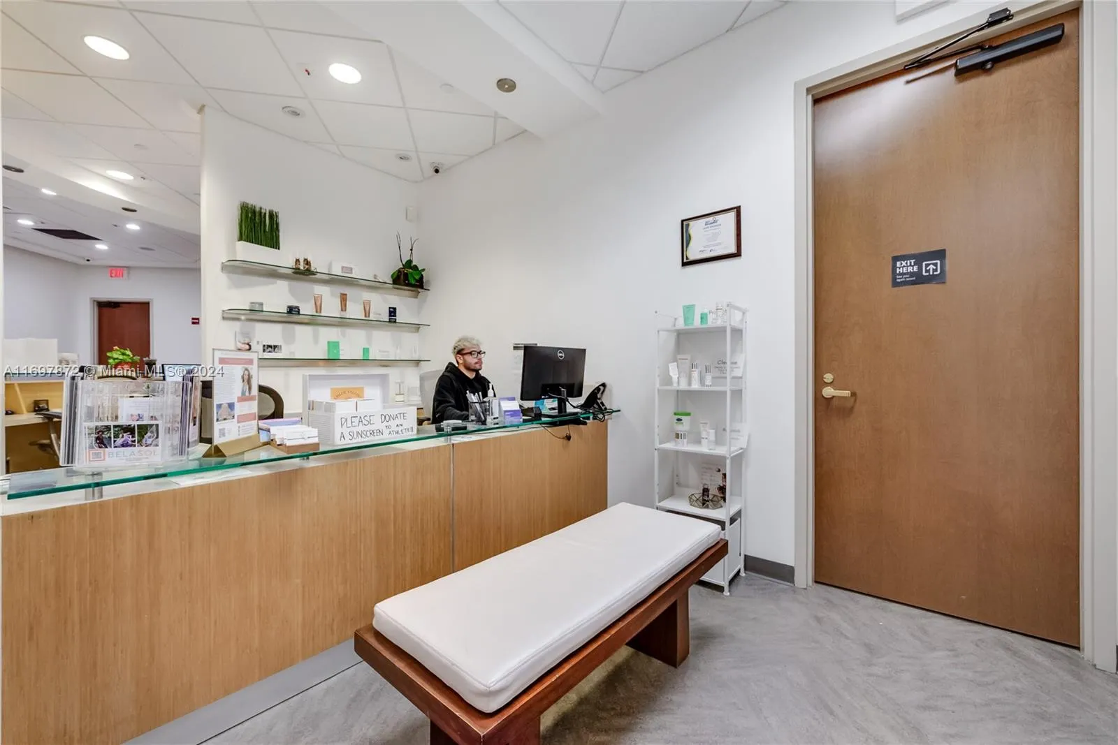 6705 Red Rd 518, Coral Gables, Florida 33143, Coral Gables, Florida 33143, ,Commercial Lease,For Rent,6705 Red Rd 518, Coral Gables, Florida 33143,A11697872