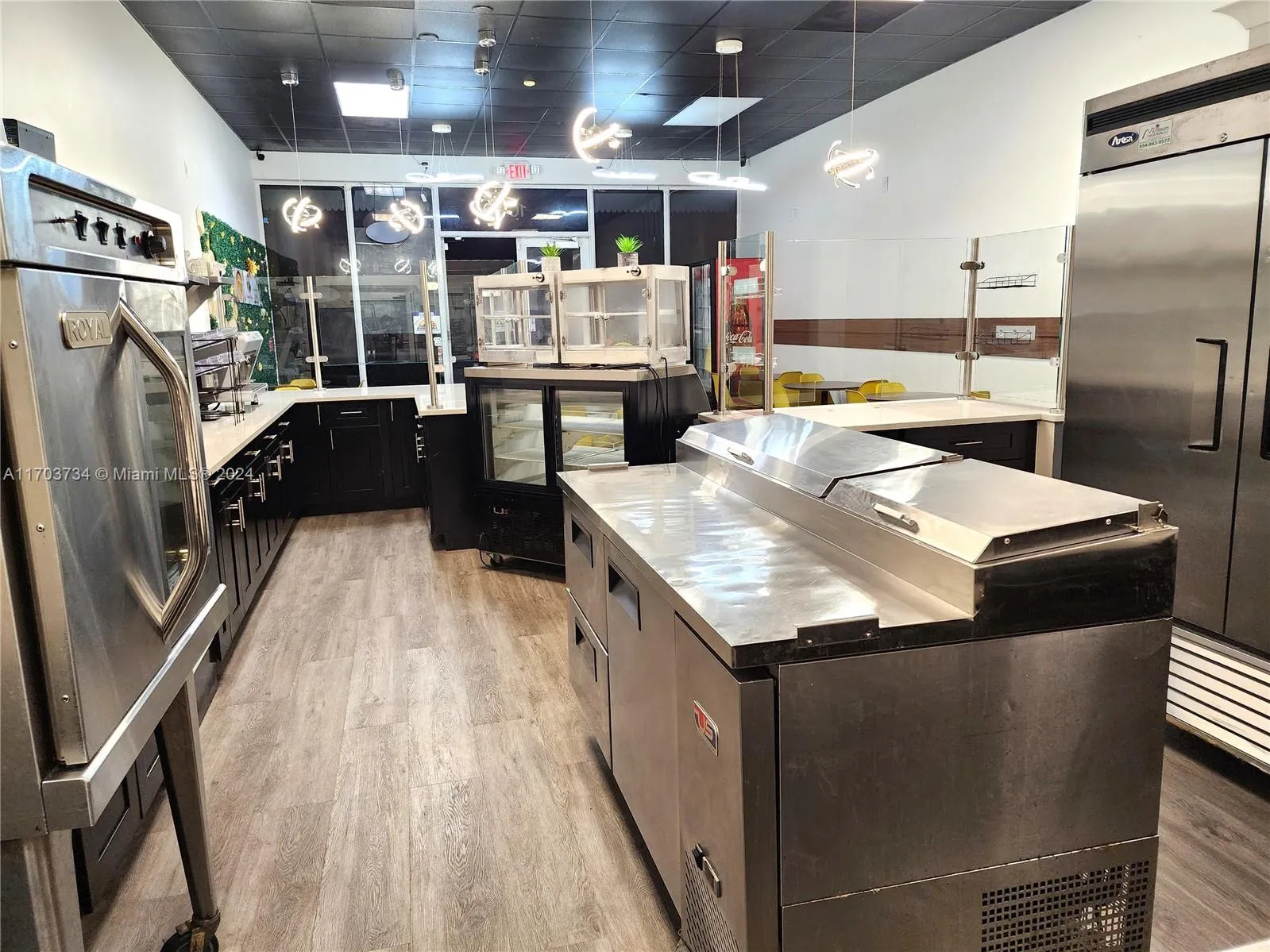 3007 W Commercial Blvd 101, Fort Lauderdale, Flori, Fort Lauderdale, Florida 33309, ,Commercial Sale,For Sale,3007 W Commercial Blvd 101, Fort Lauderdale, Flori,A11703734