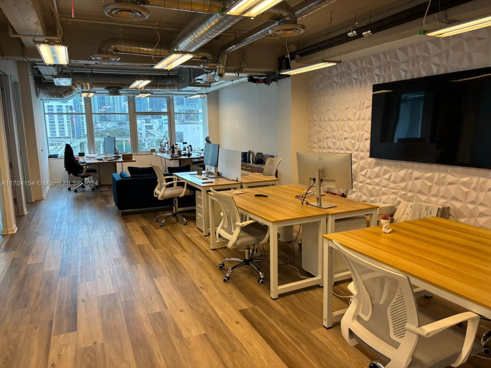 14 Ne 1st Ave 700 E/f/g, Miami, Florida 33132, Miami, Florida 33132, ,Commercial Sale,For Sale,14 Ne 1st Ave 700 E/f/g, Miami, Florida 33132,A11704154