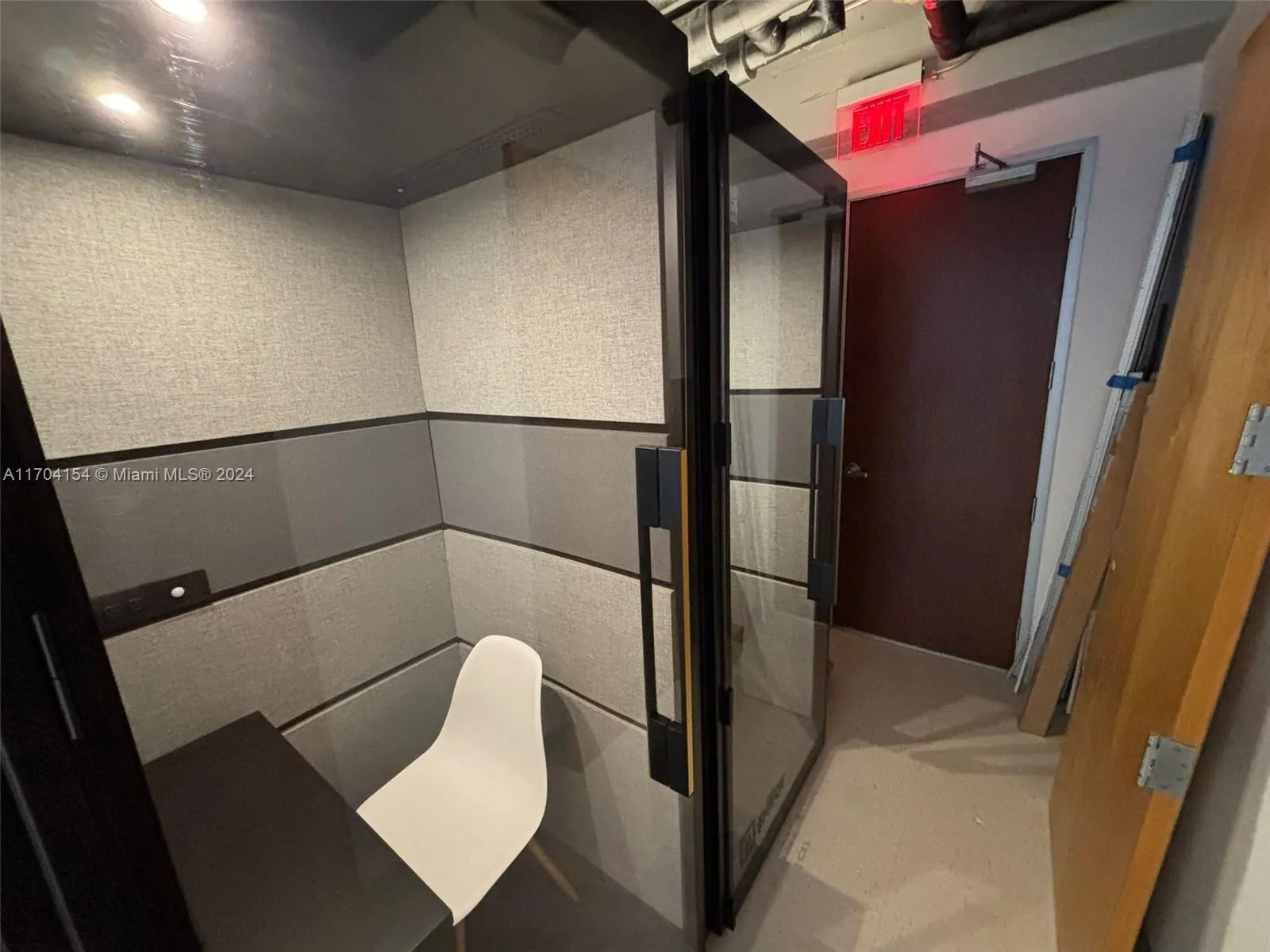 14 Ne 1st Ave 700 E/f/g, Miami, Florida 33132, Miami, Florida 33132, ,Commercial Sale,For Sale,14 Ne 1st Ave 700 E/f/g, Miami, Florida 33132,A11704154
