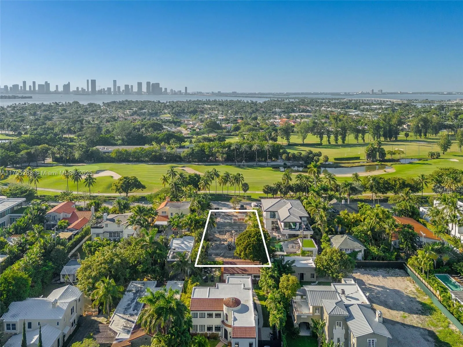2133 Meridian Ave, Miami Beach, Florida 33139, Miami Beach, Florida 33139, 5 Bedrooms Bedrooms, ,5 BathroomsBathrooms,Residential,For Sale,2133 Meridian Ave, Miami Beach, Florida 33139,A11705283