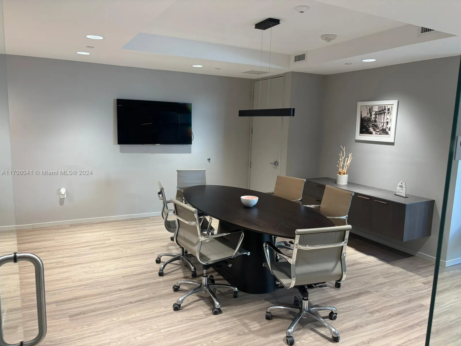 14 Ne 1st Ave 700d, Miami, Florida 33132, Miami, Florida 33132, ,Commercial Sale,For Sale,14 Ne 1st Ave 700d, Miami, Florida 33132,A11706041