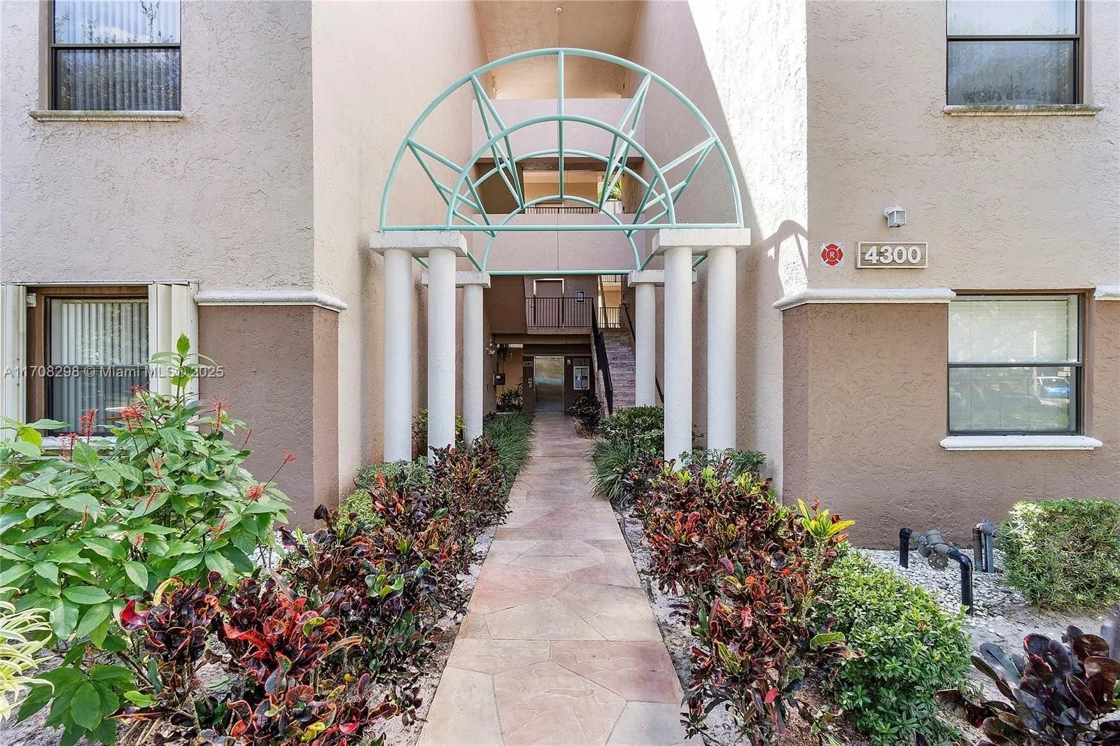 4300 Nw 30th St 141, Coconut Creek, Florida 33066, Coconut Creek, Florida 33066, 3 Bedrooms Bedrooms, ,2 BathroomsBathrooms,Residential,For Sale,4300 Nw 30th St 141, Coconut Creek, Florida 33066,A11708298