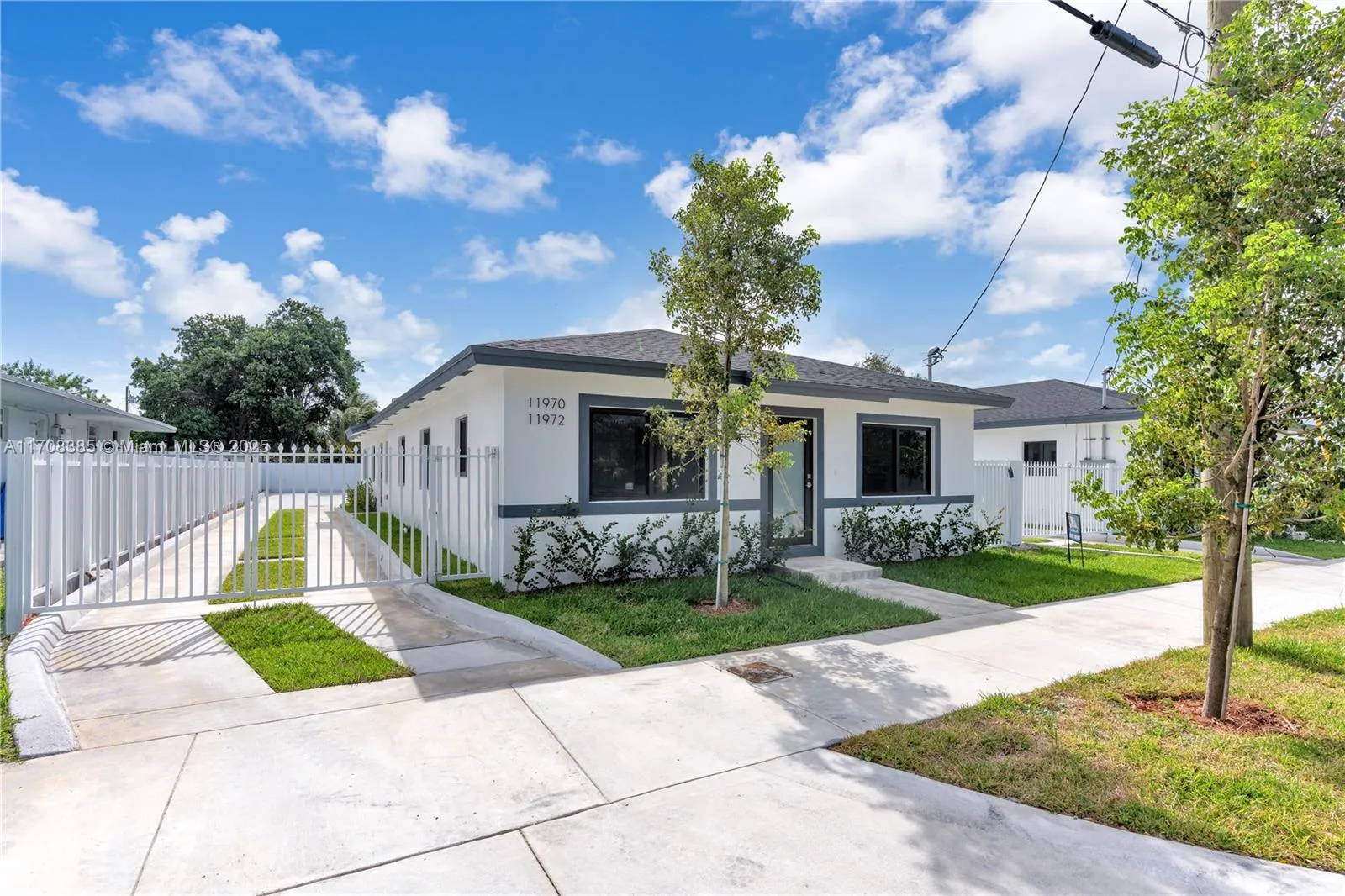 11970-11972 Sw 213, Miami, Florida 33177, Miami, Florida 33177, ,Residential Income,For Sale,11970-11972 Sw 213, Miami, Florida 33177,A11708385