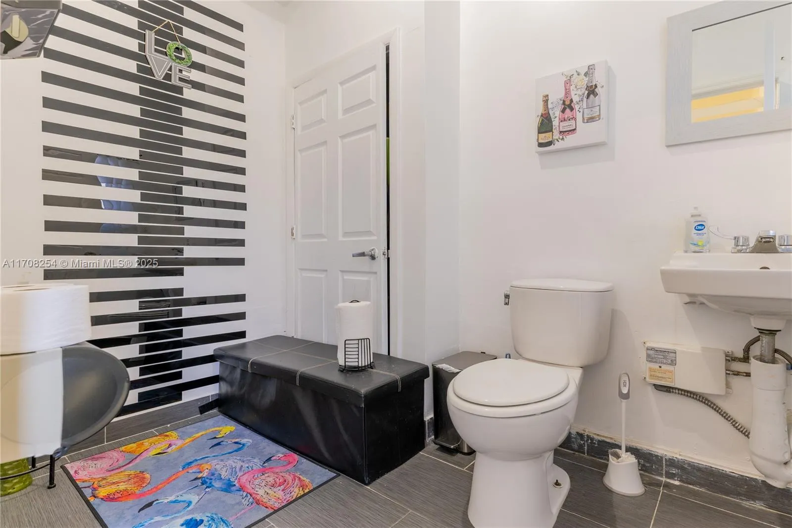 727 S 21st Ave, Hollywood, Florida 33020, Hollywood, Florida 33020, ,Business Opportunity,For Sale,727 S 21st Ave, Hollywood, Florida 33020,A11708254