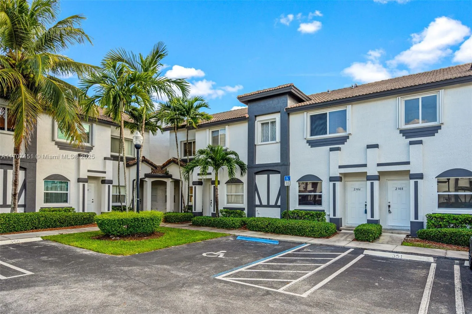 2306 Se 23rd Ter 2306, Homestead, Florida 33035, Homestead, Florida 33035, 3 Bedrooms Bedrooms, ,2 BathroomsBathrooms,Residential,For Sale,2306 Se 23rd Ter 2306, Homestead, Florida 33035,A11707451