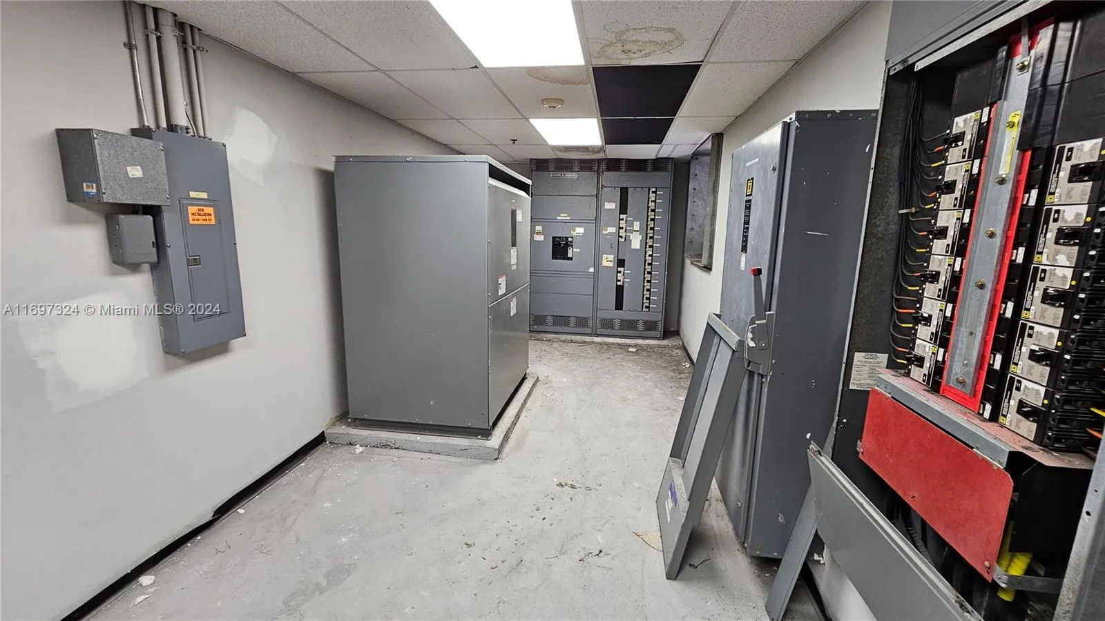 17355 Nw 59th Ave, Hialeah, Florida 33015, Hialeah, Florida 33015, ,Commercial Sale,For Sale,17355 Nw 59th Ave, Hialeah, Florida 33015,A11697324