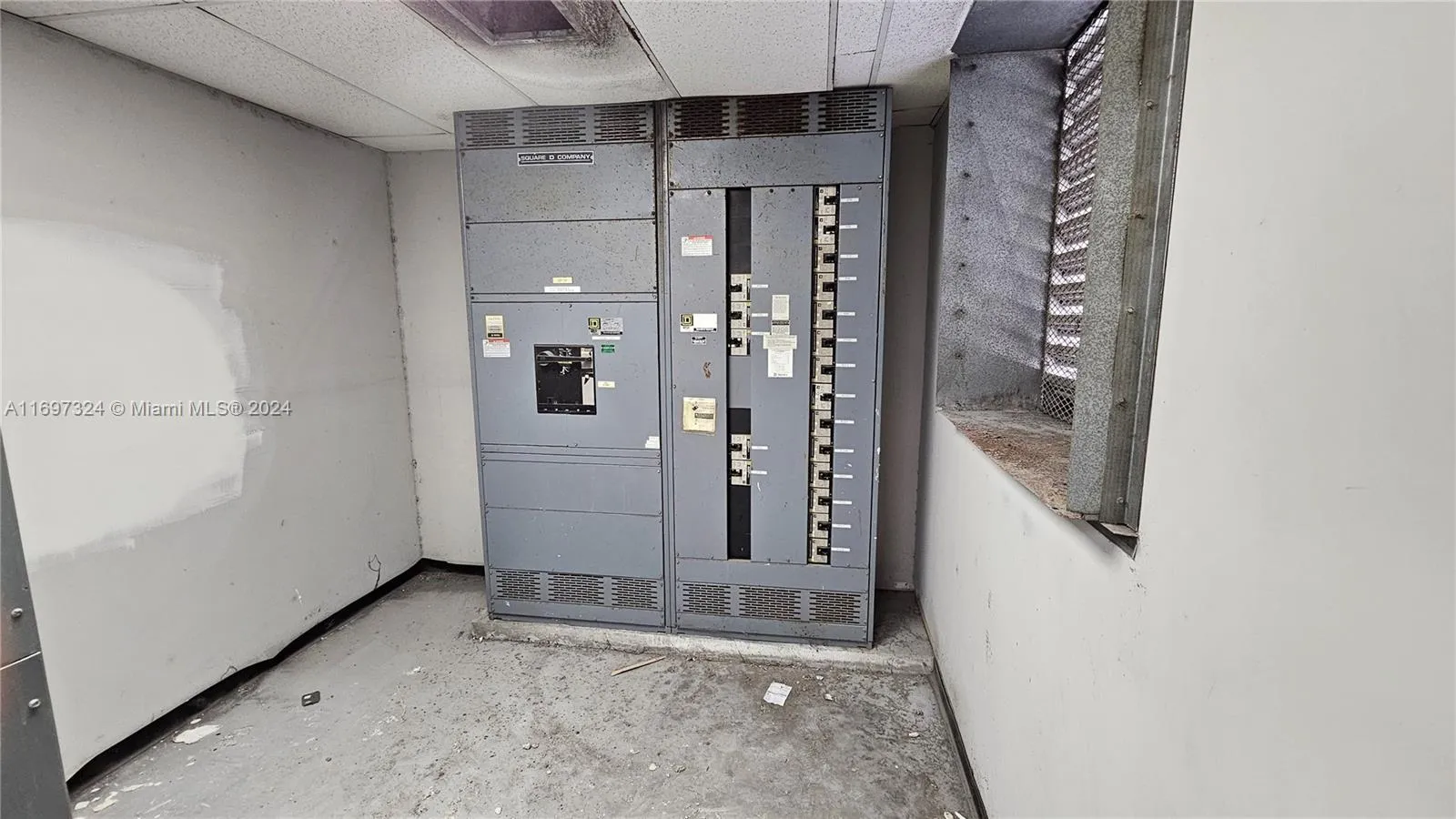 17355 Nw 59th Ave, Hialeah, Florida 33015, Hialeah, Florida 33015, ,Commercial Sale,For Sale,17355 Nw 59th Ave, Hialeah, Florida 33015,A11697324