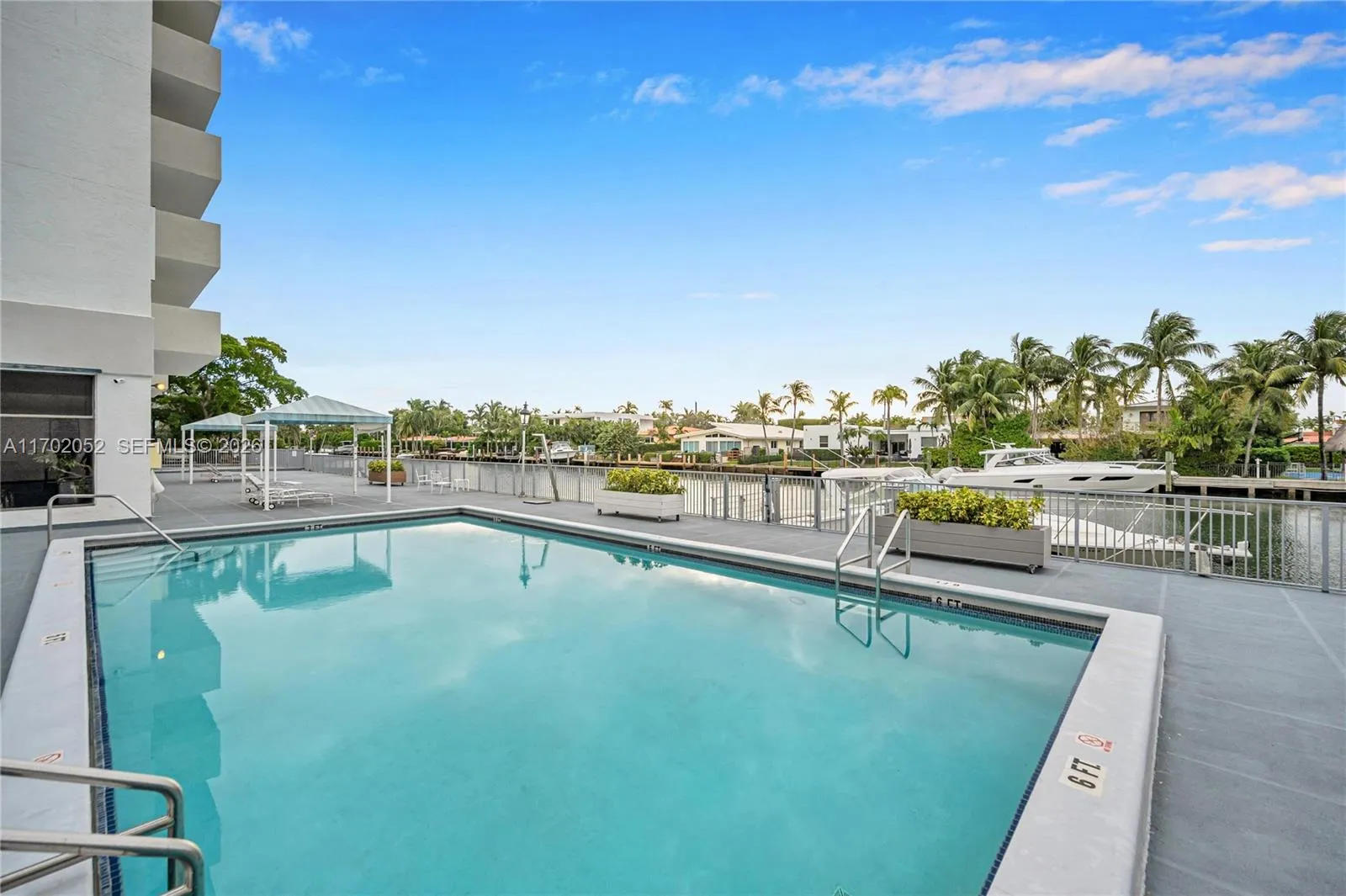 10000 W Bay Harbor Dr 401, Bay Harbor Islands, Flo, Bay Harbor Islands, Florida 33154, 2 Bedrooms Bedrooms, ,2 BathroomsBathrooms,Residential,For Sale,10000 W Bay Harbor Dr 401, Bay Harbor Islands, Flo,A11702052