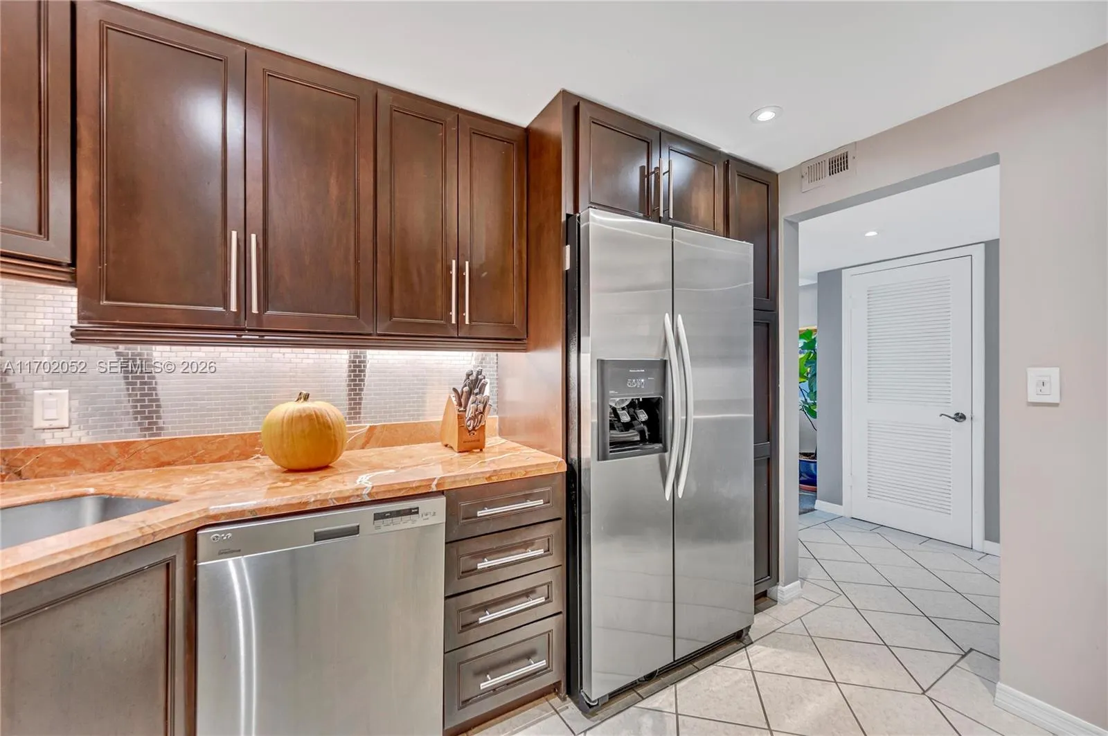 10000 W Bay Harbor Dr 401, Bay Harbor Islands, Flo, Bay Harbor Islands, Florida 33154, 2 Bedrooms Bedrooms, ,2 BathroomsBathrooms,Residential,For Sale,10000 W Bay Harbor Dr 401, Bay Harbor Islands, Flo,A11702052