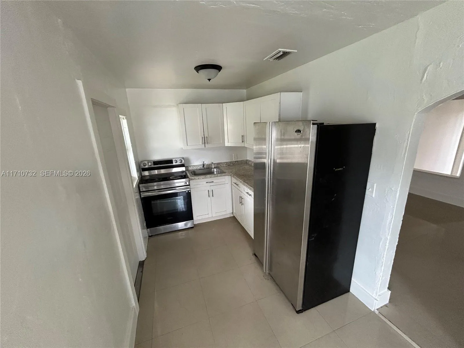 3527 Nw 34th St Front, Miami, Florida 33142, Miami, Florida 33142, 4 Bedrooms Bedrooms, ,2 BathroomsBathrooms,Residential Lease,For Rent,3527 Nw 34th St Front, Miami, Florida 33142,A11710732