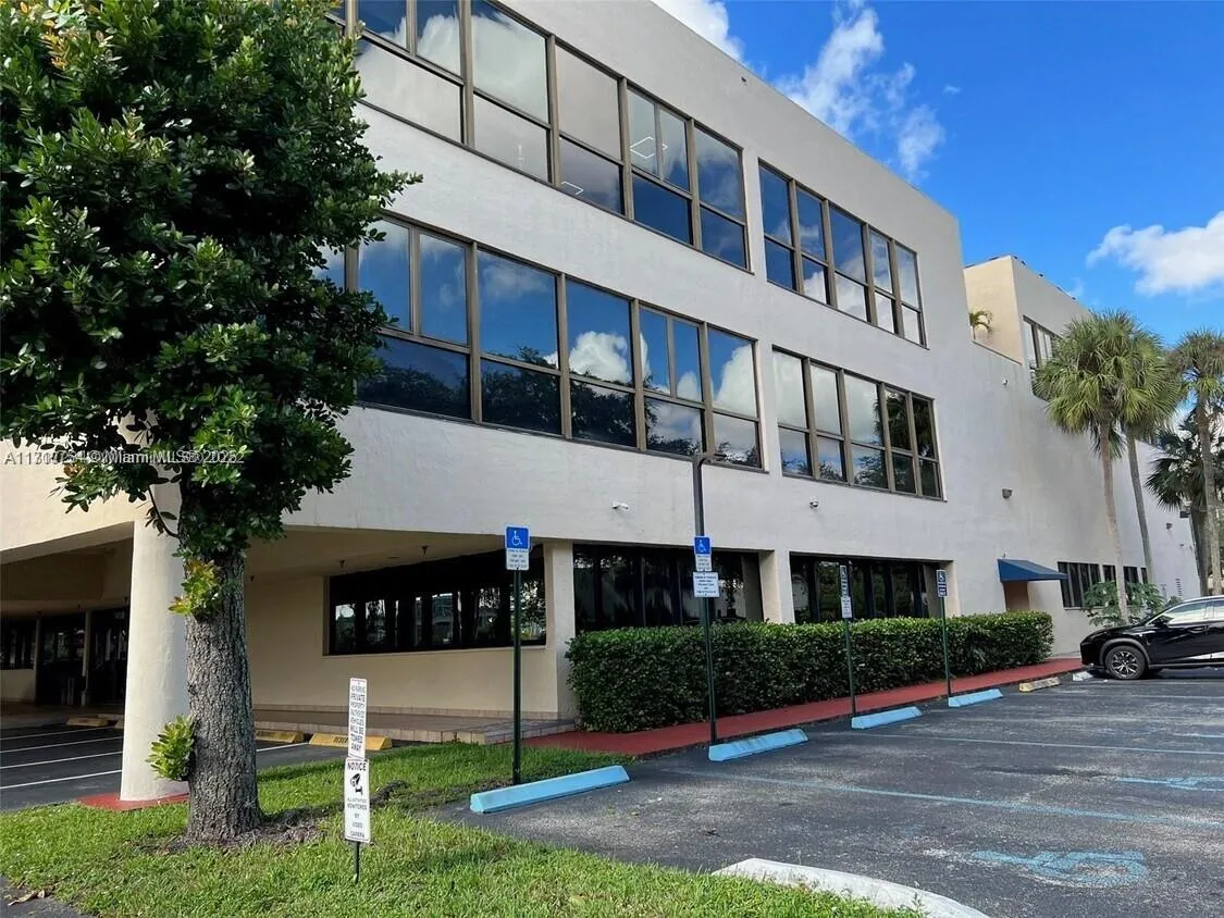 14100 Palmetto Frntg Rd 310, Miami Lakes, Florida, Miami Lakes, Florida 33016, ,Commercial Sale,For Sale,14100 Palmetto Frntg Rd 310, Miami Lakes, Florida ,A11710754