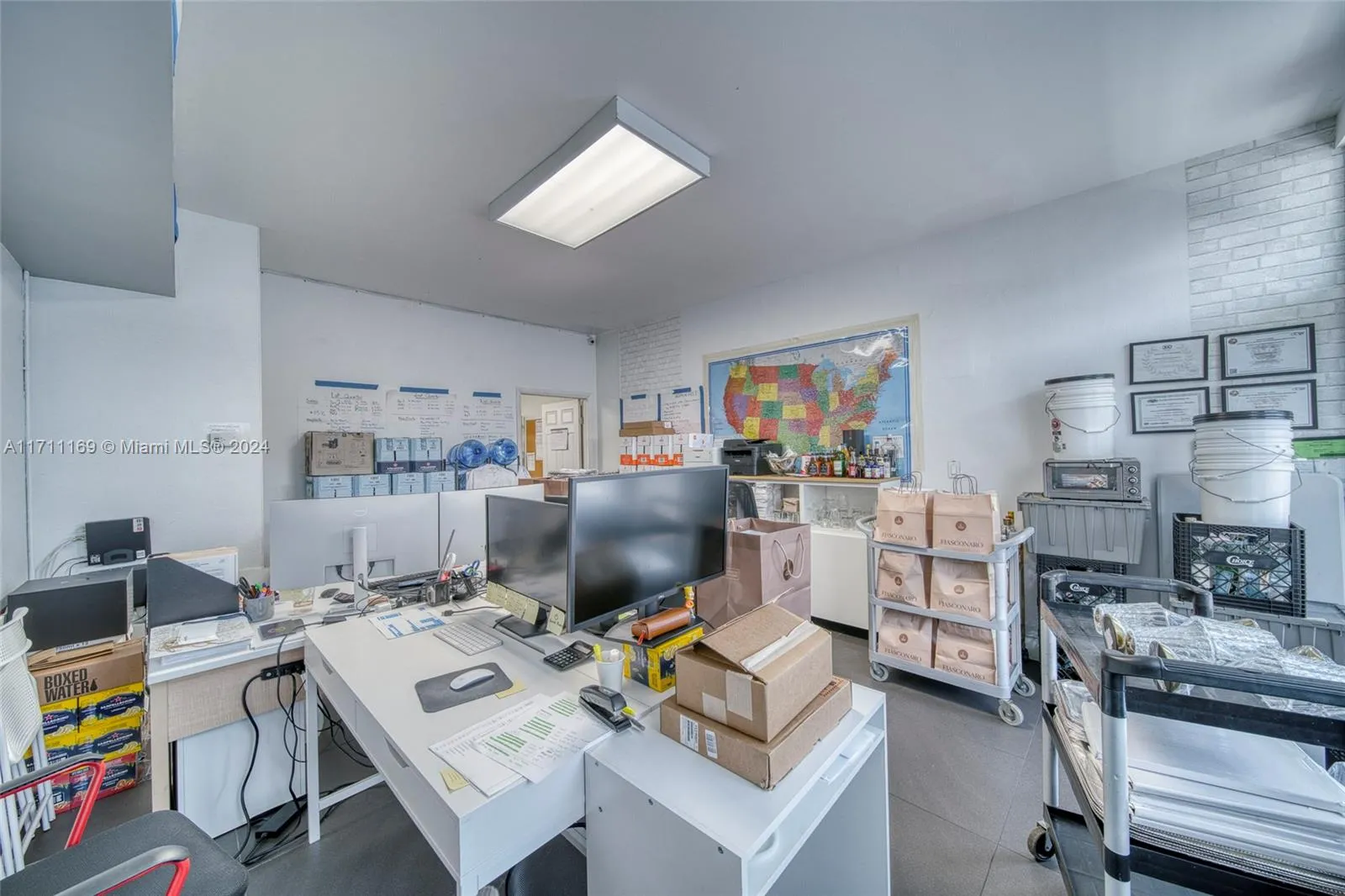 Commercial Property For Sale In North Miami, North, North Miami, Florida 33161, ,Commercial Sale,For Sale,Commercial Property For Sale In North Miami, North,A11711169