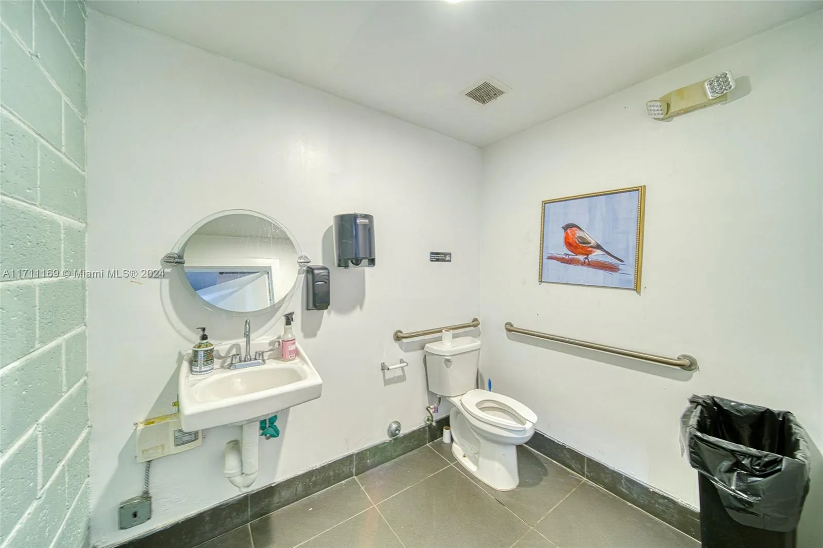 Commercial Property For Sale In North Miami, North, North Miami, Florida 33161, ,Commercial Sale,For Sale,Commercial Property For Sale In North Miami, North,A11711169