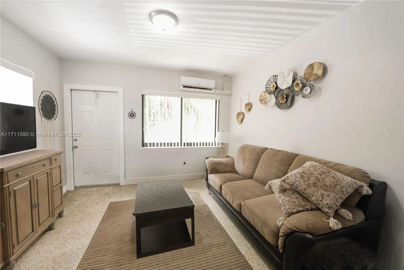 5520 Ne 1st Ct, Miami, Florida 33137, Miami, Florida 33137, ,Residential Income,For Sale,5520 Ne 1st Ct, Miami, Florida 33137,A11711590