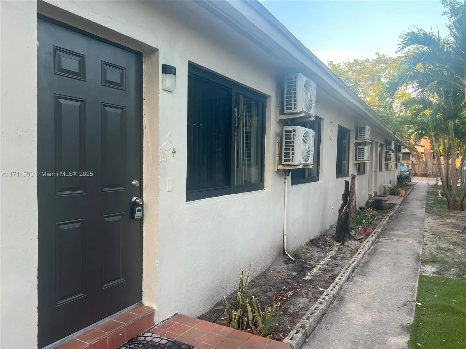 5520 Ne 1st Ct, Miami, Florida 33137, Miami, Florida 33137, ,Residential Income,For Sale,5520 Ne 1st Ct, Miami, Florida 33137,A11711590