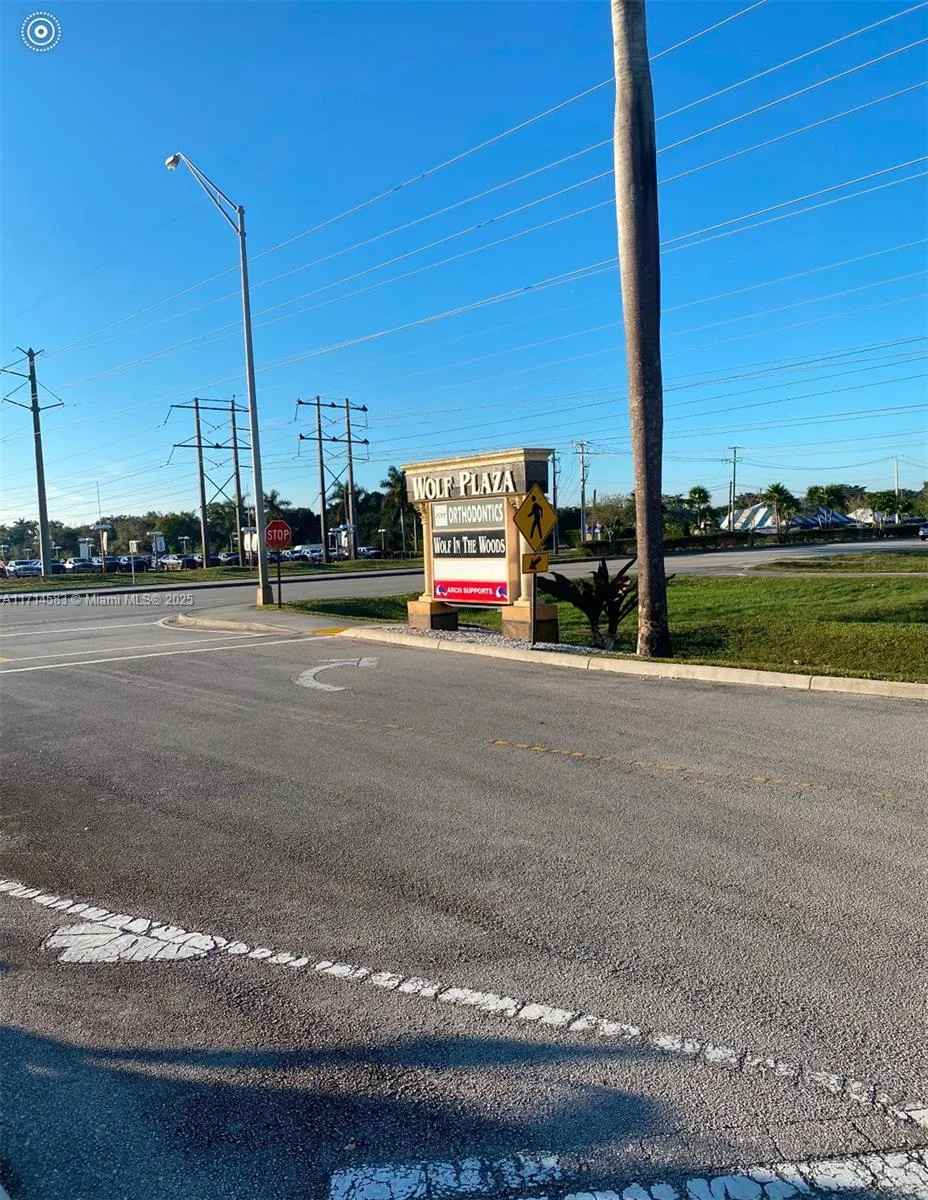 5360 S University Dr, Davie, Florida 33328, Davie, Florida 33328, ,Commercial Lease,For Rent,5360 S University Dr, Davie, Florida 33328,A11714583