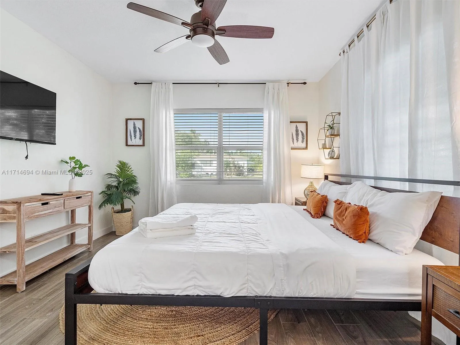 300 Sw 23rd St, Fort Lauderdale, Florida 33315, Fort Lauderdale, Florida 33315, ,Residential Income,For Sale,300 Sw 23rd St, Fort Lauderdale, Florida 33315,A11714694