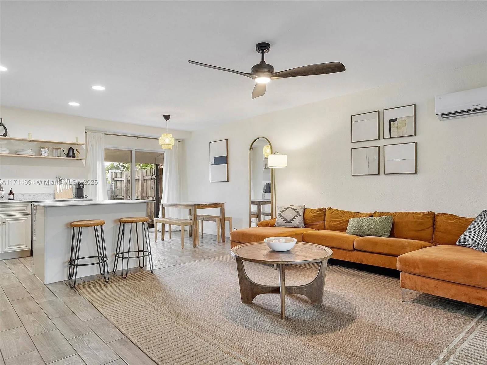 300 Sw 23rd St, Fort Lauderdale, Florida 33315, Fort Lauderdale, Florida 33315, ,Residential Income,For Sale,300 Sw 23rd St, Fort Lauderdale, Florida 33315,A11714694