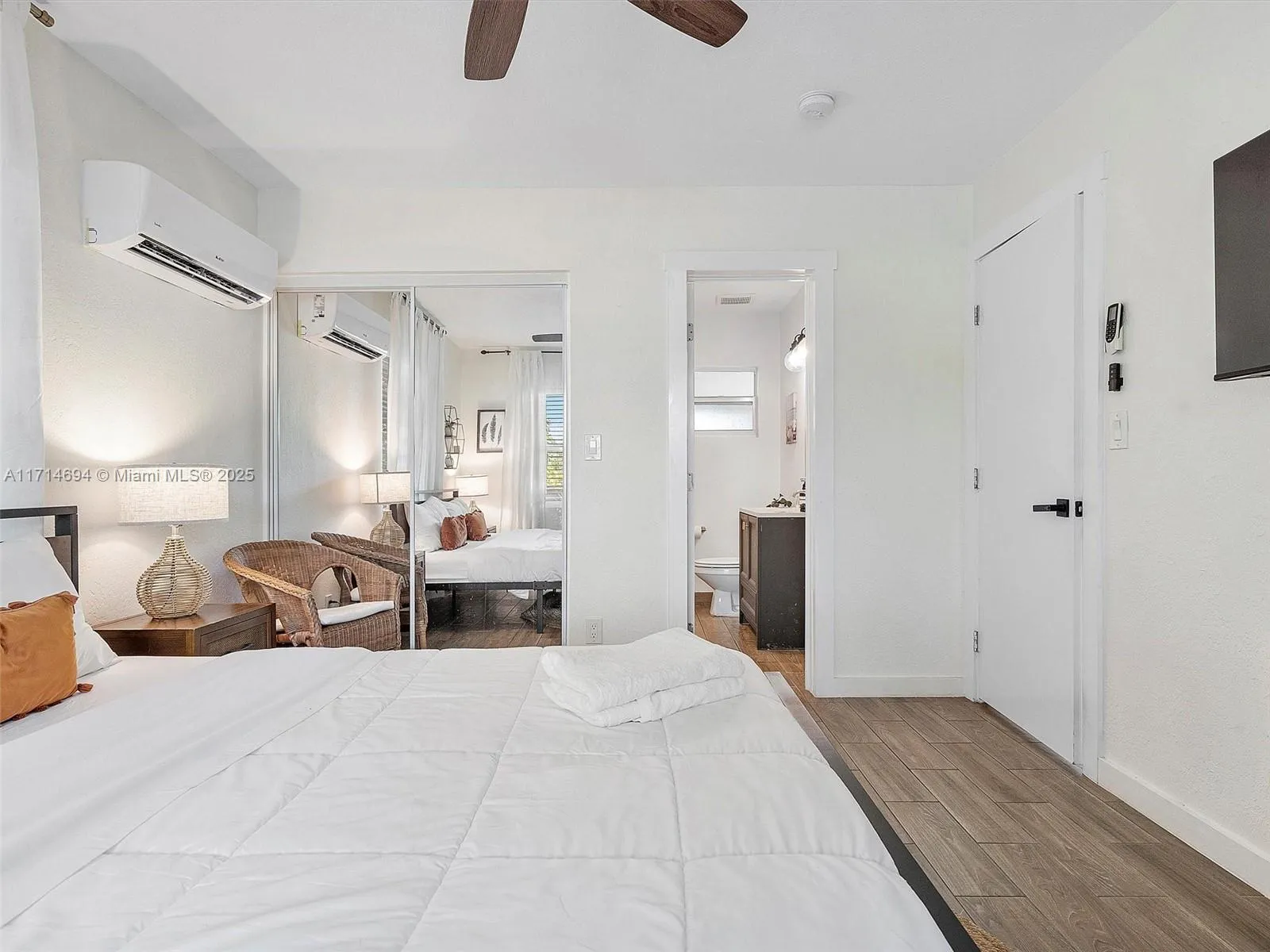 300 Sw 23rd St, Fort Lauderdale, Florida 33315, Fort Lauderdale, Florida 33315, ,Residential Income,For Sale,300 Sw 23rd St, Fort Lauderdale, Florida 33315,A11714694