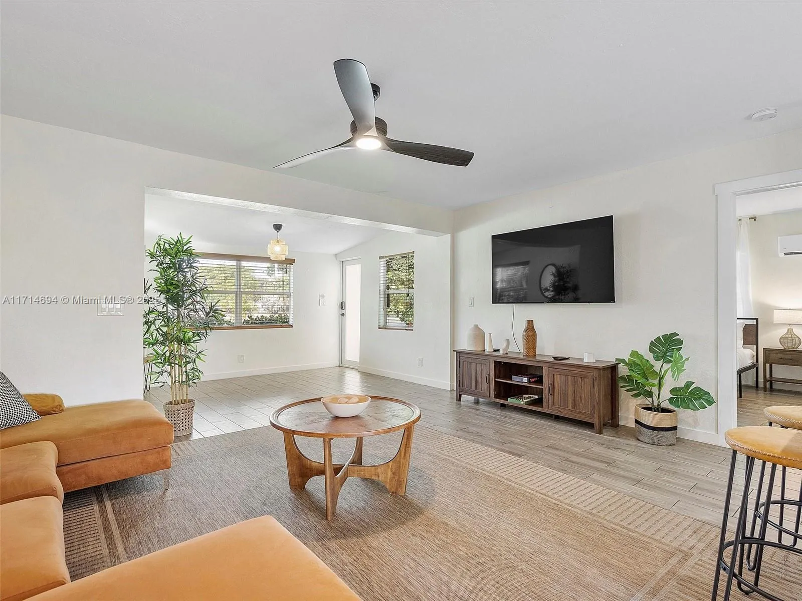 300 Sw 23rd St, Fort Lauderdale, Florida 33315, Fort Lauderdale, Florida 33315, ,Residential Income,For Sale,300 Sw 23rd St, Fort Lauderdale, Florida 33315,A11714694