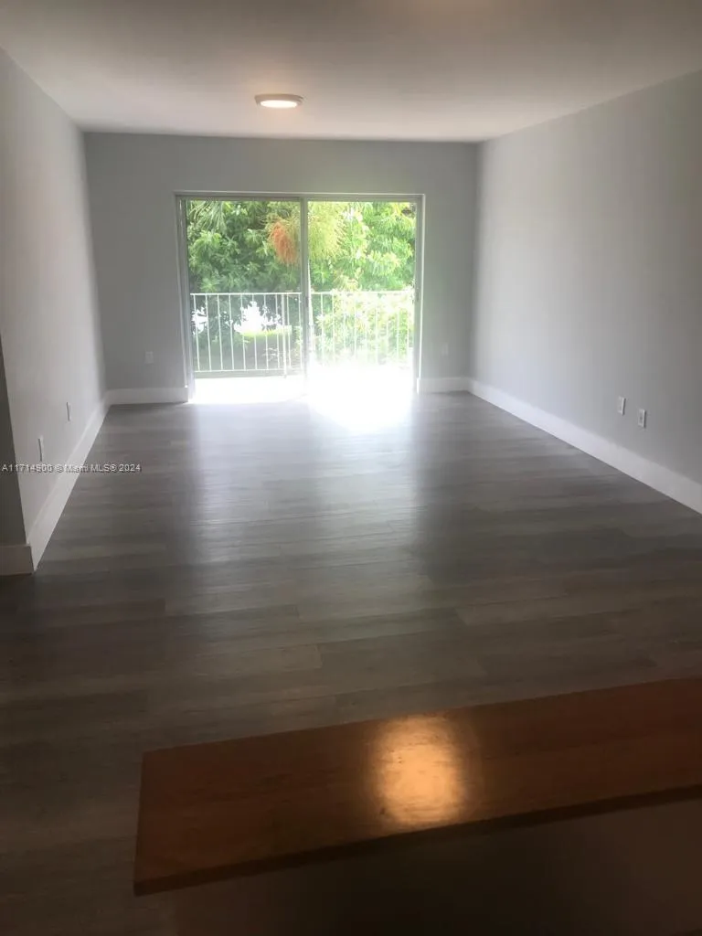 7570 Sw 82nd St F209, Miami, Florida 33143, Miami, Florida 33143, 2 Bedrooms Bedrooms, ,1 BathroomBathrooms,Residential Lease,For Rent,7570 Sw 82nd St F209, Miami, Florida 33143,A11714900