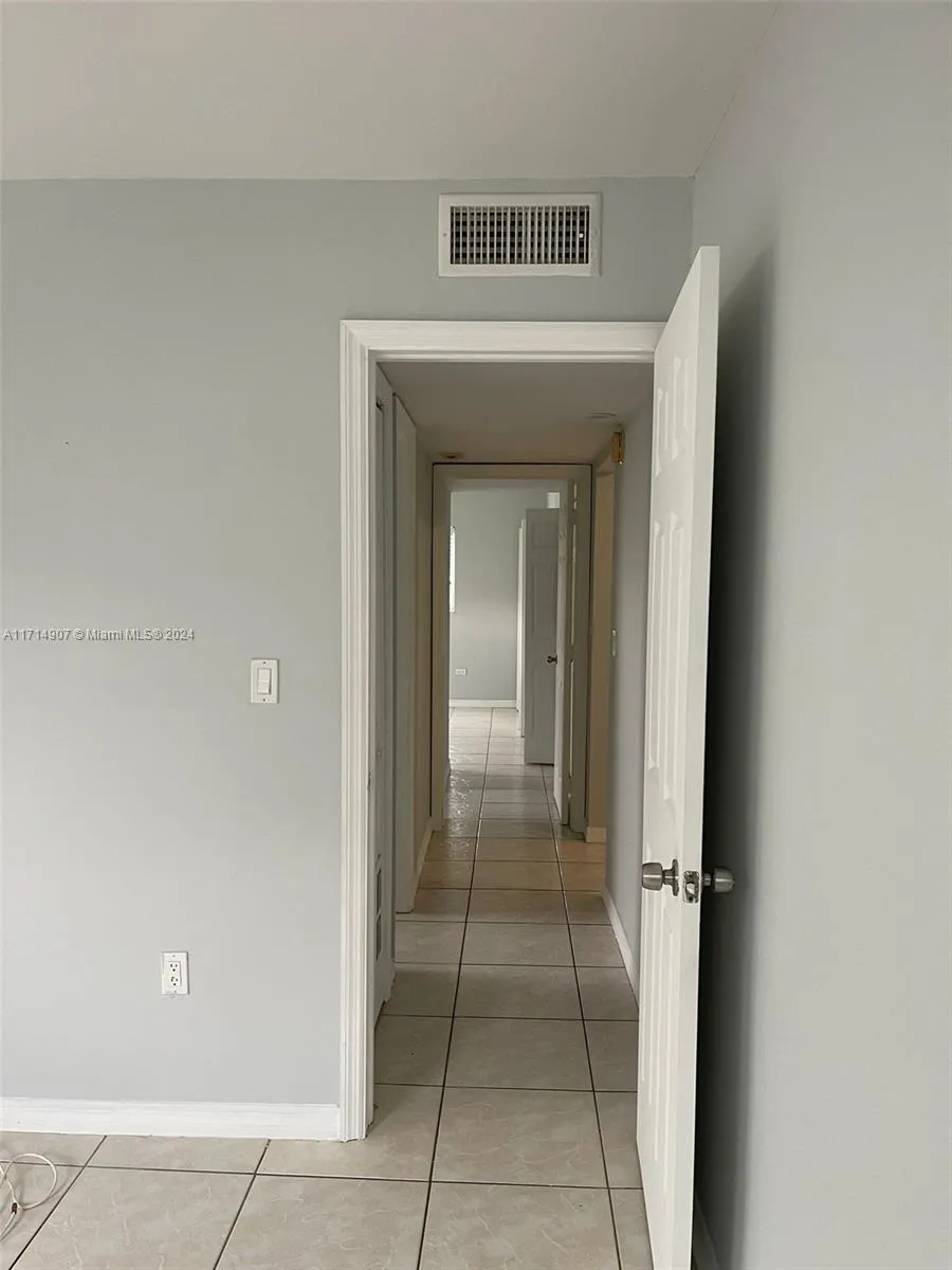 7670 Sw 82nd St H113, Miami, Florida 33143, Miami, Florida 33143, 2 Bedrooms Bedrooms, ,2 BathroomsBathrooms,Residential Lease,For Rent,7670 Sw 82nd St H113, Miami, Florida 33143,A11714907