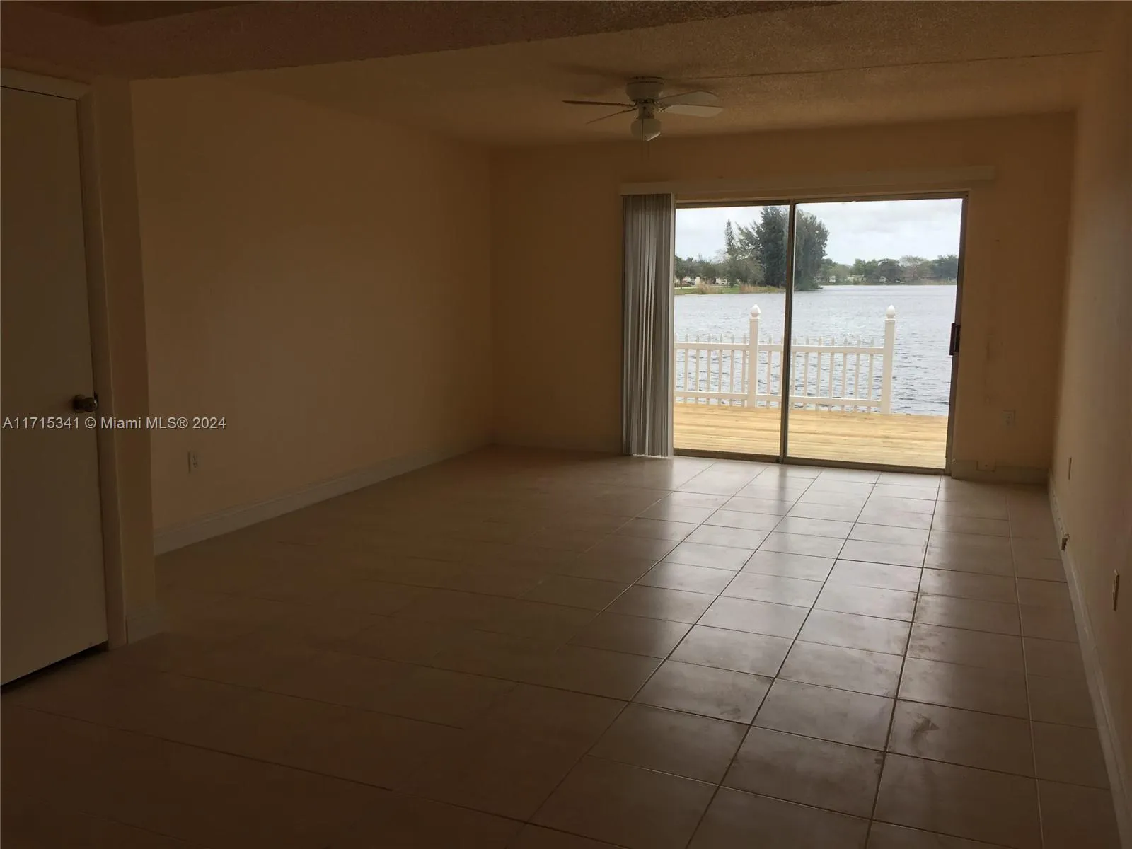 4132 Sw 61st Ave 3, Davie, Florida 33314, Davie, Florida 33314, 2 Bedrooms Bedrooms, ,1 BathroomBathrooms,Residential,For Sale,4132 Sw 61st Ave 3, Davie, Florida 33314,A11715341