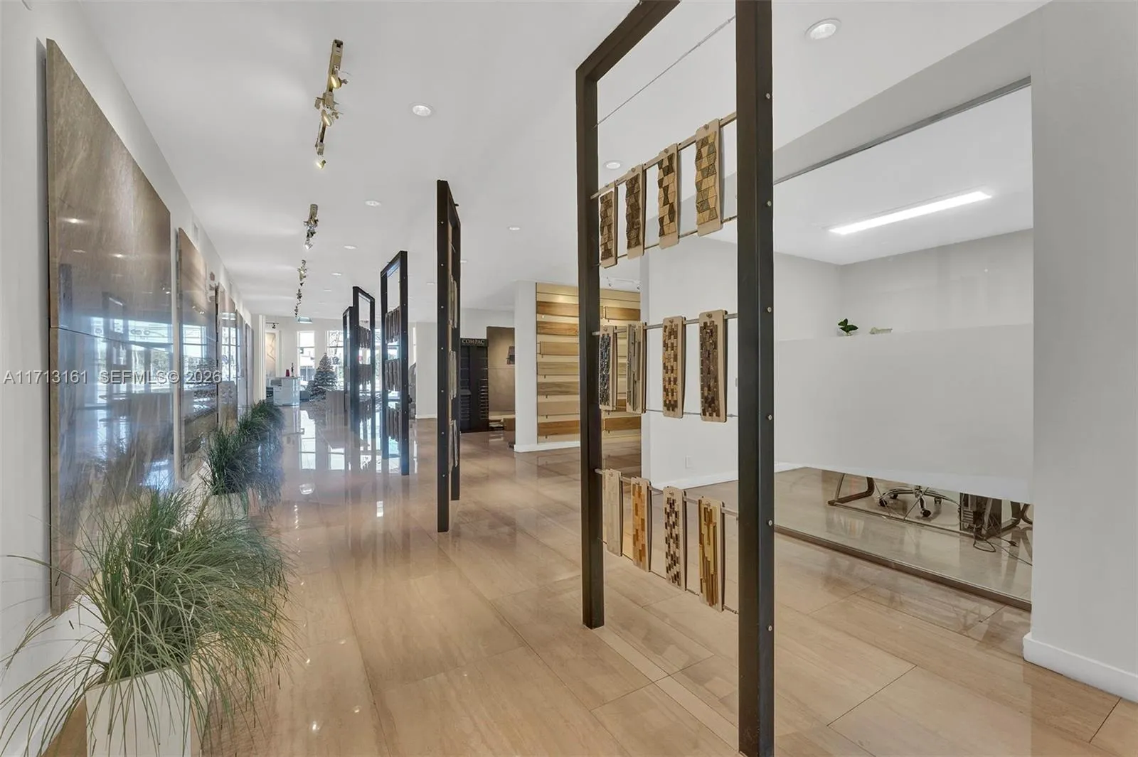 821 N 21st Ave, Hollywood, Florida 33020, Hollywood, Florida 33020, ,Commercial Lease,For Rent,821 N 21st Ave, Hollywood, Florida 33020,A11713161