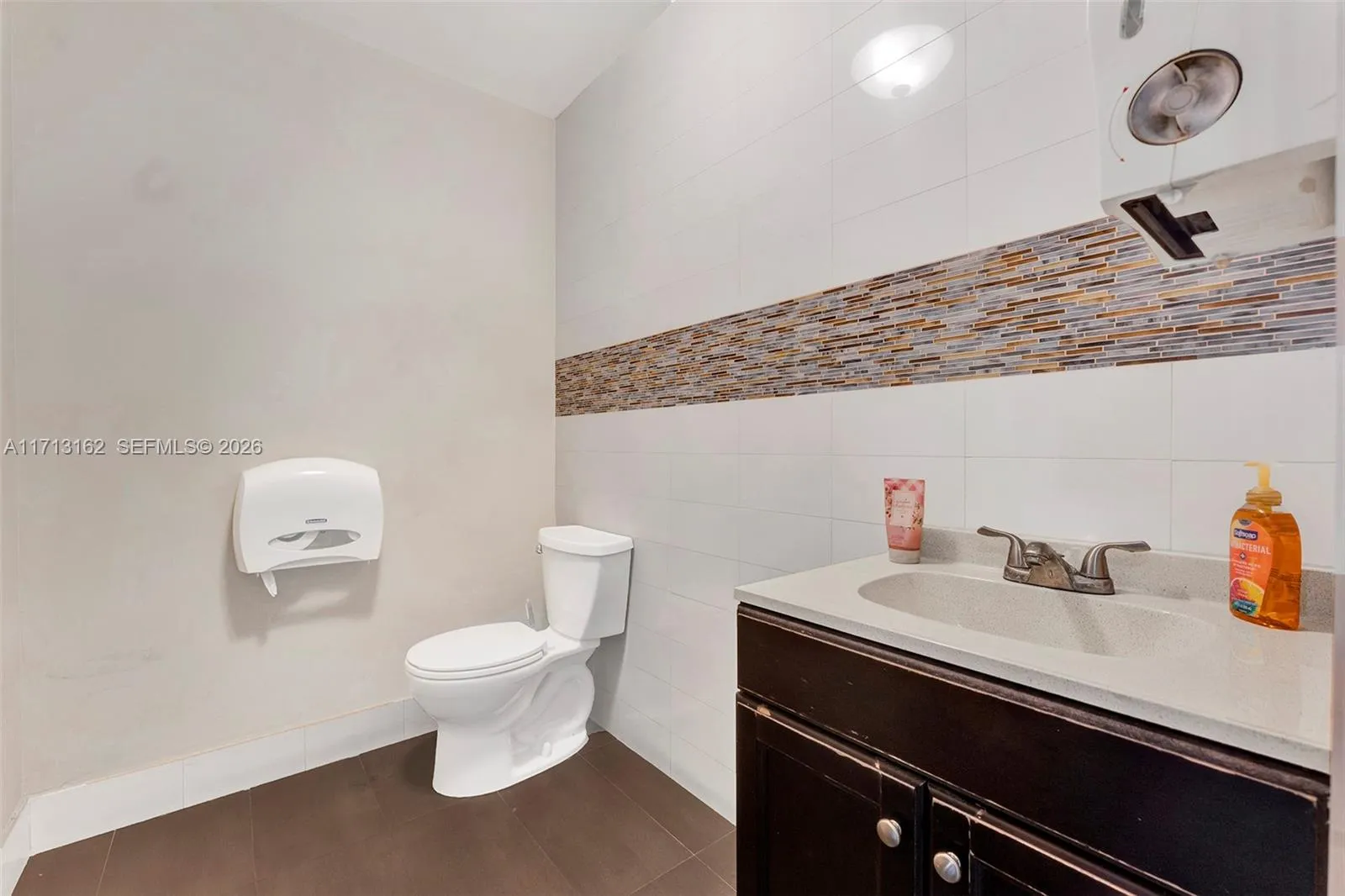 801 N 21st Ave, Hollywood, Florida 33020, Hollywood, Florida 33020, ,Commercial Lease,For Rent,801 N 21st Ave, Hollywood, Florida 33020,A11713162