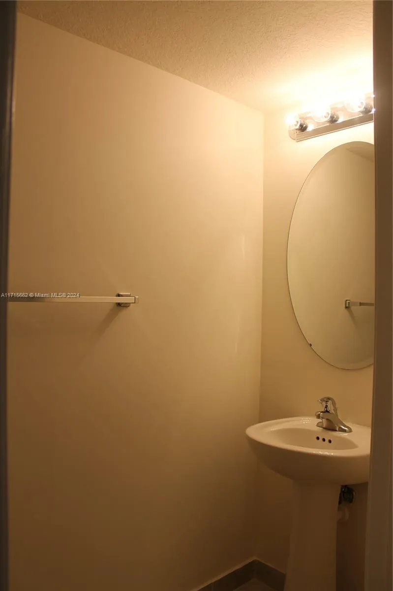 148 Se 34th Ave 148, Homestead, Florida 33033, Homestead, Florida 33033, 3 Bedrooms Bedrooms, ,2 BathroomsBathrooms,Residential Lease,For Rent,148 Se 34th Ave 148, Homestead, Florida 33033,A11715662