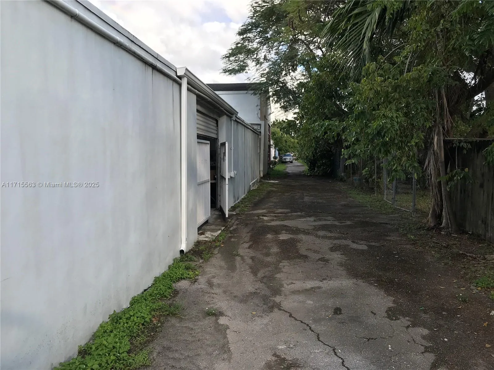 1628 Nw 28th St, Miami, Florida 33142, Miami, Florida 33142, ,Commercial Sale,For Sale,1628 Nw 28th St, Miami, Florida 33142,A11715563