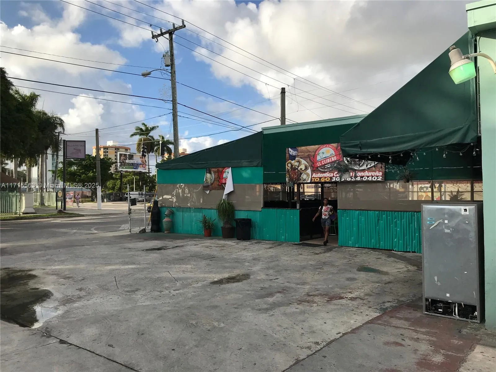 1628 Nw 28th St, Miami, Florida 33142, Miami, Florida 33142, ,Commercial Sale,For Sale,1628 Nw 28th St, Miami, Florida 33142,A11715563